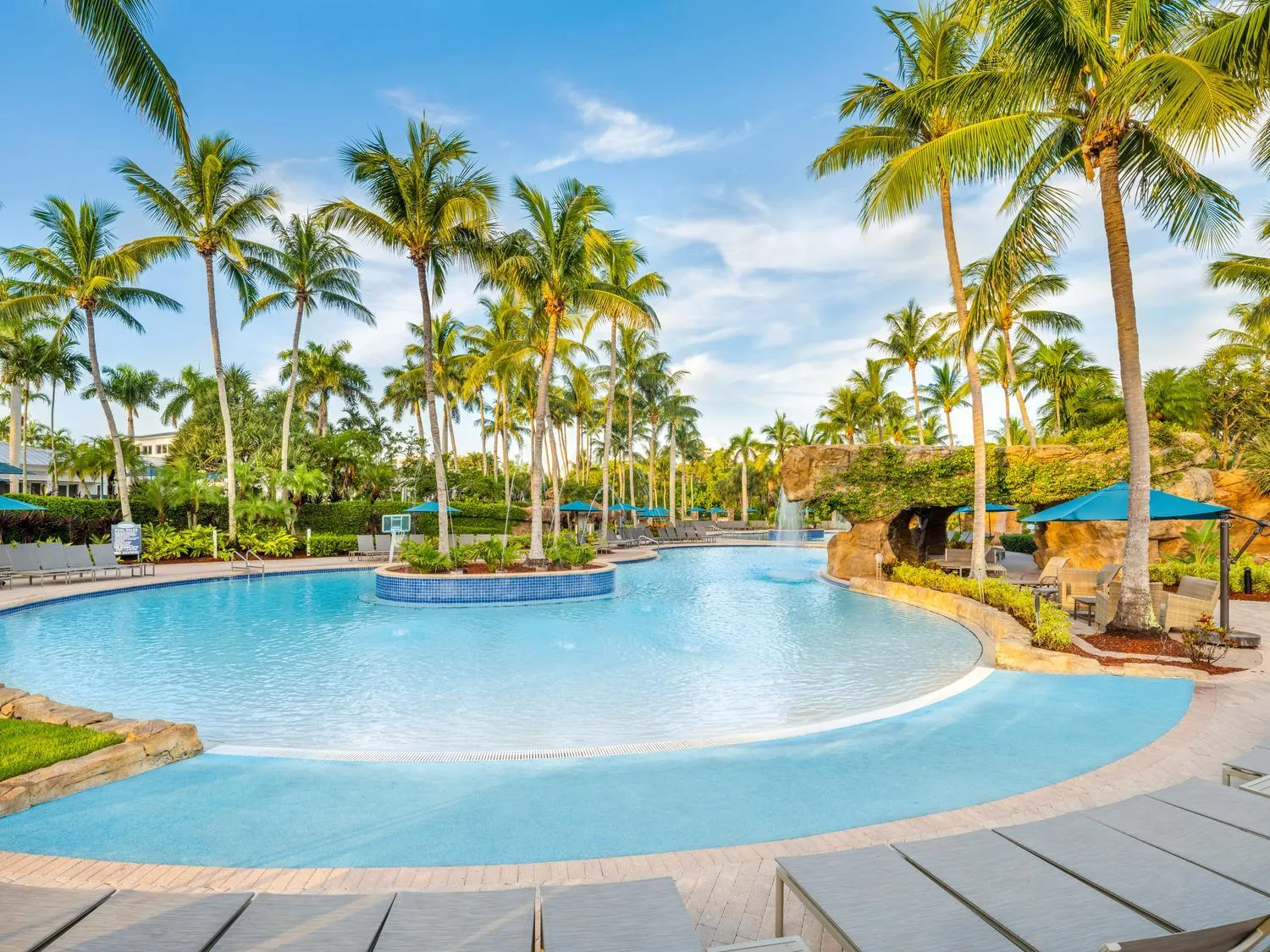 Swimming pool in Hyatt Vacation Club at Coconut Cove