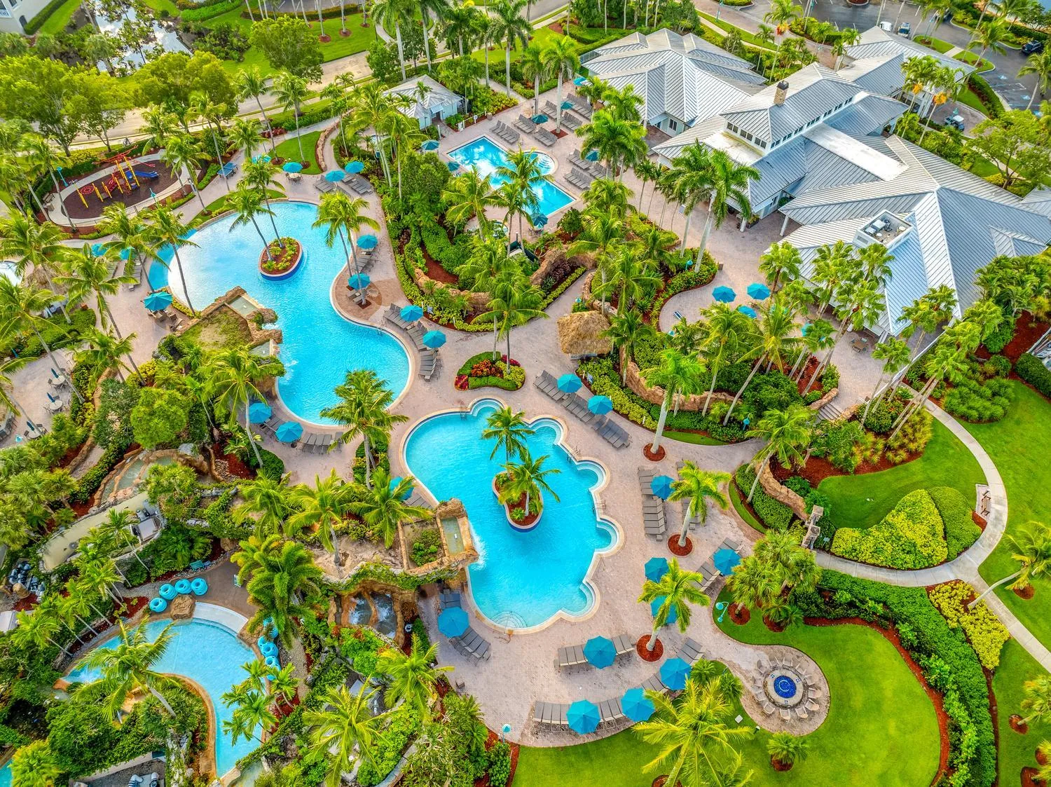 Swimming pool in Hyatt Vacation Club at Coconut Cove