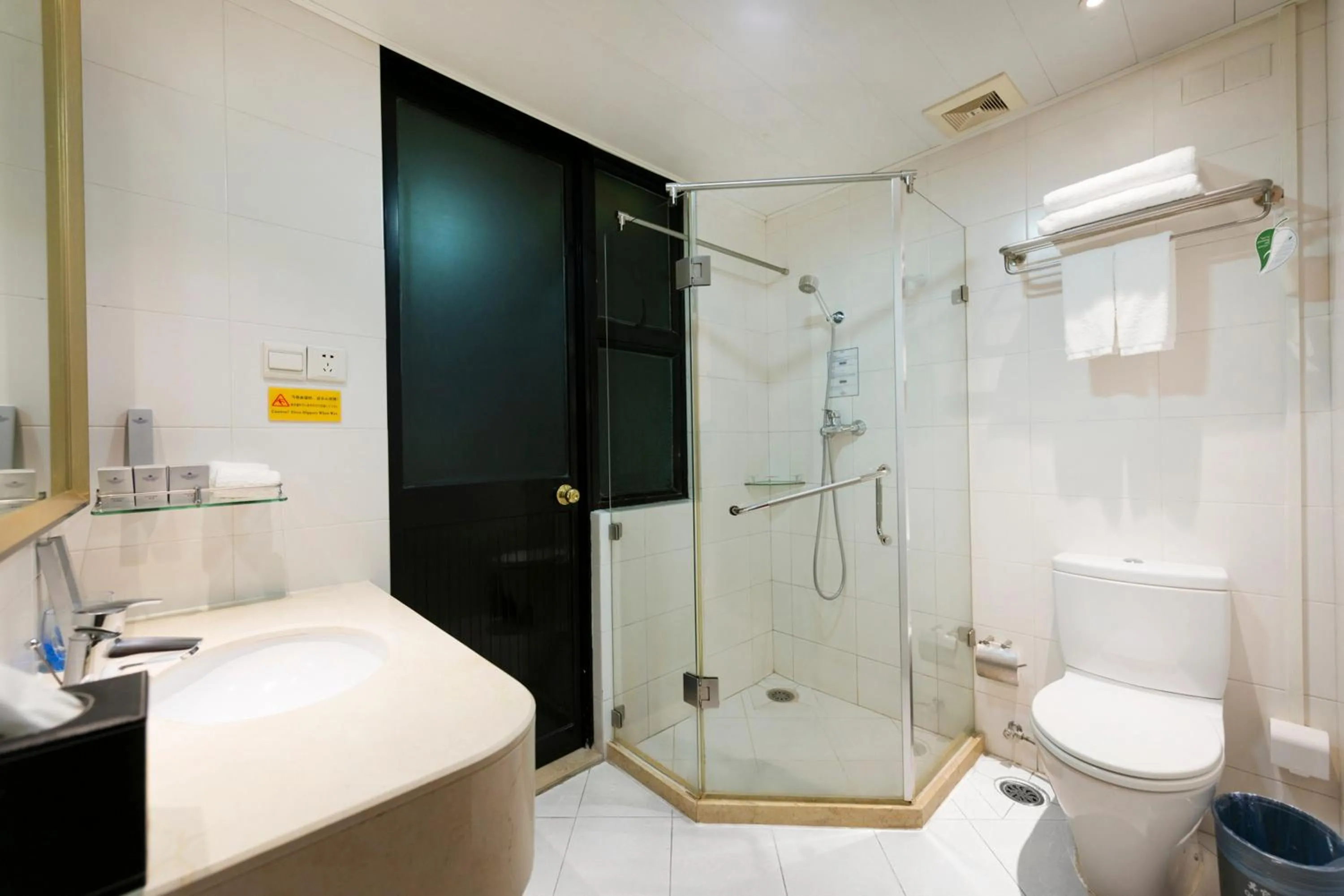 Toilet in Springdale Serviced Residence Guangzhou