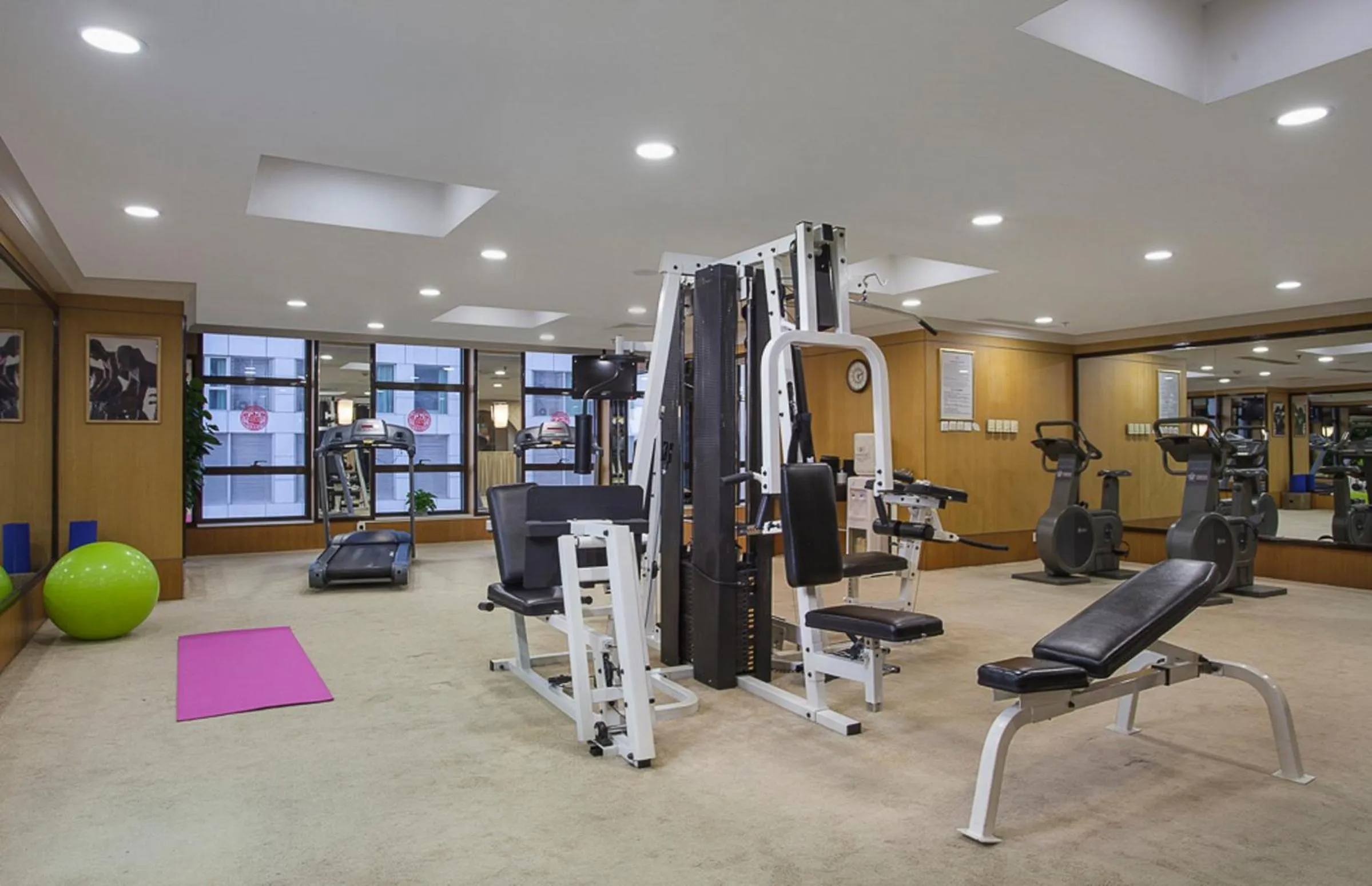 Fitness centre/facilities in Dalian Asia Pacific Service Apartment (Former Somerset Harbour Court Dalian)
