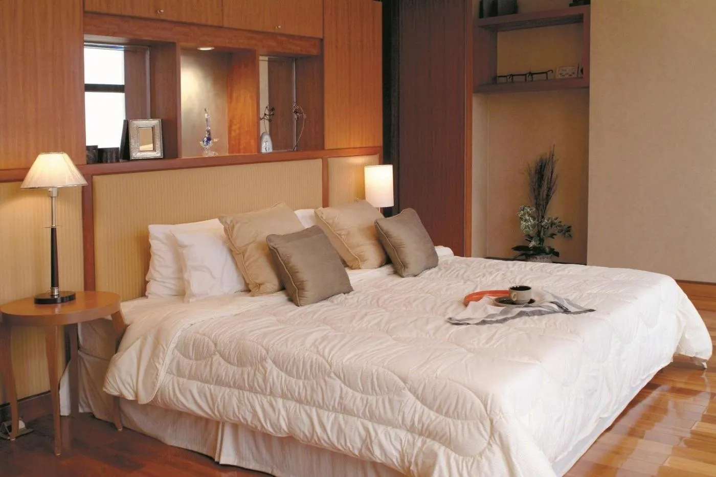 Bed in Dalian Asia Pacific Service Apartment (Former Somerset Harbour Court Dalian)