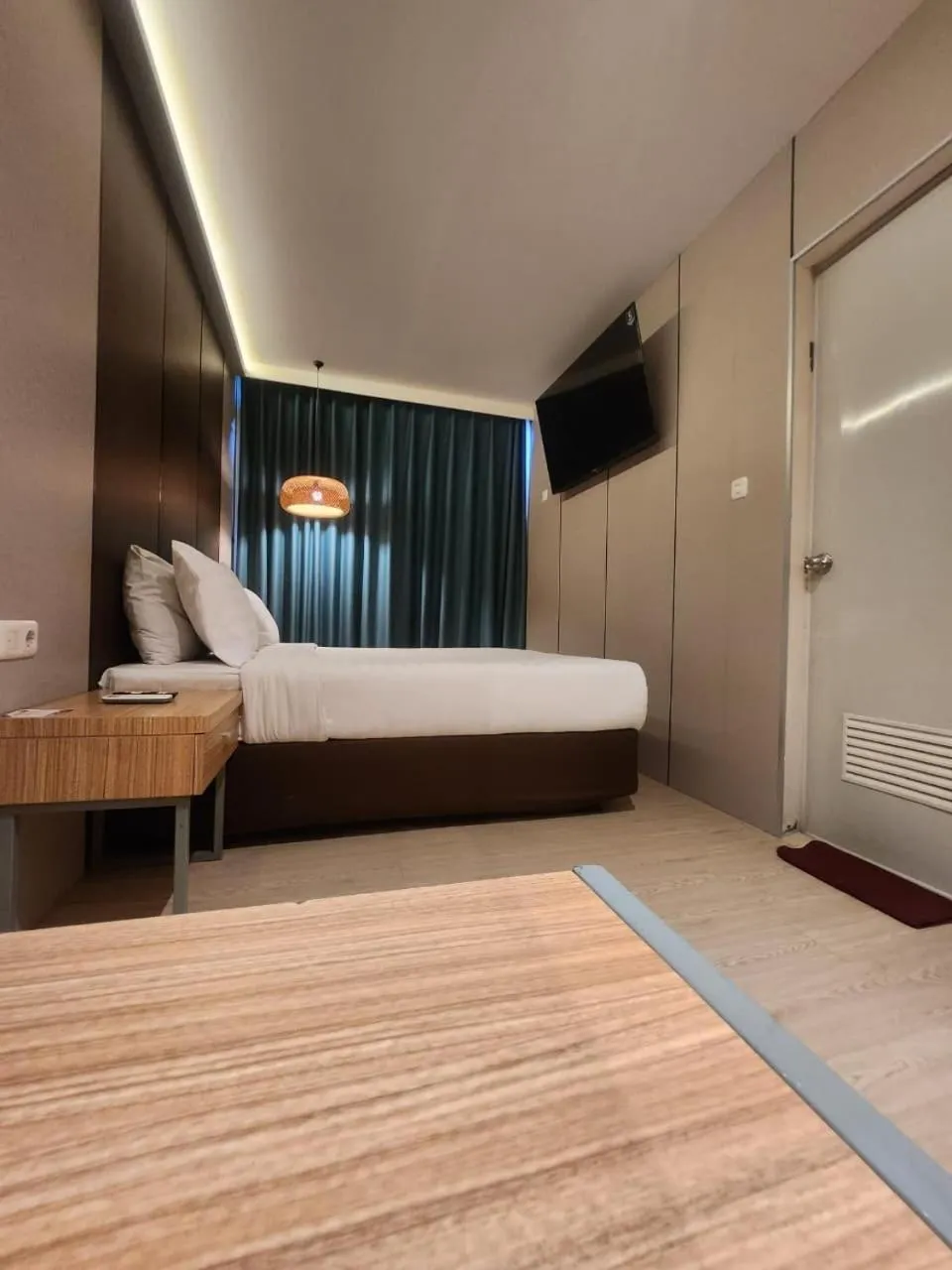 Bed in HOTEL PANTES SIMPANG LIMA SEMARANG