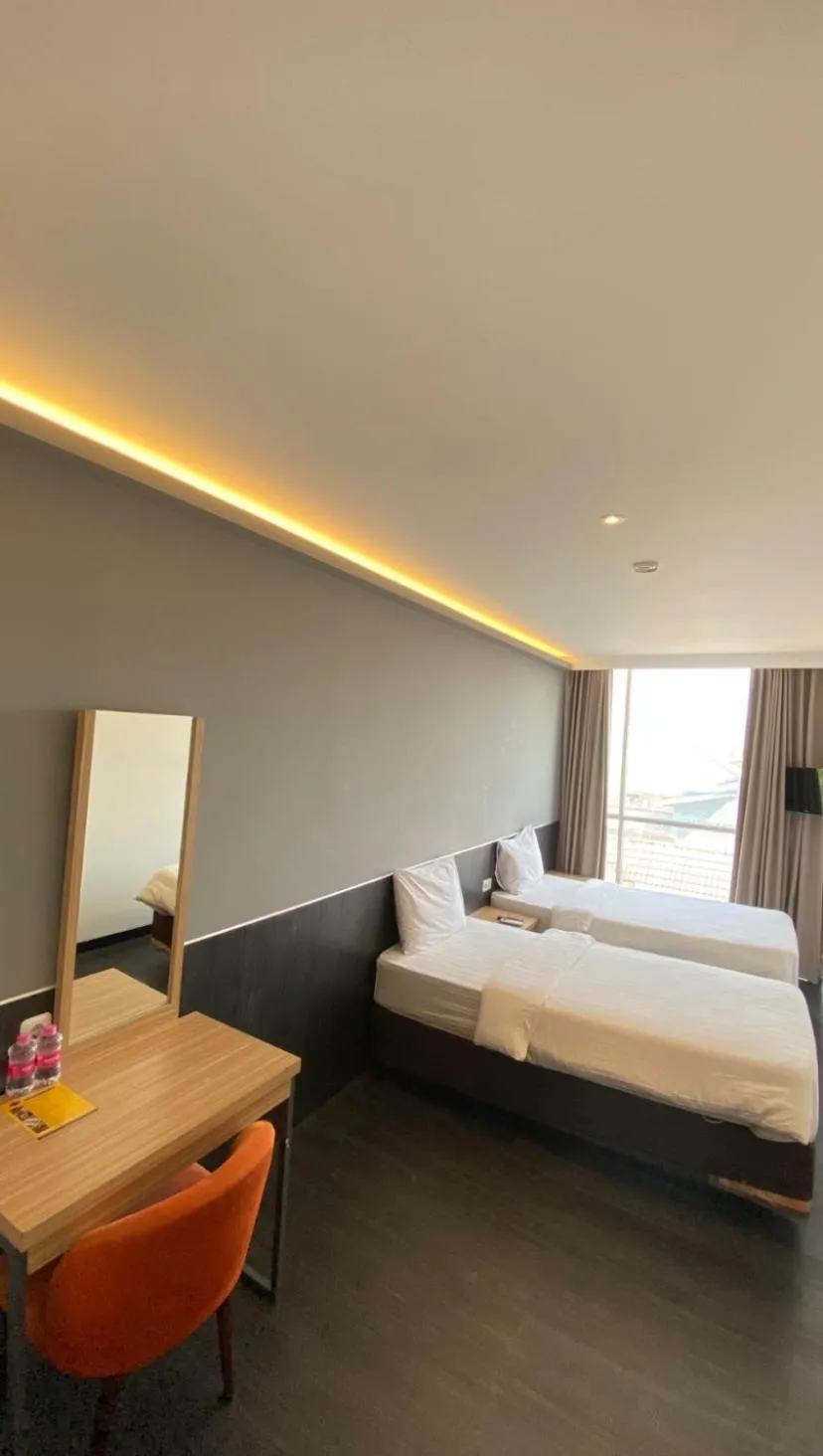 Bedroom, Bed in HOTEL PANTES SIMPANG LIMA SEMARANG