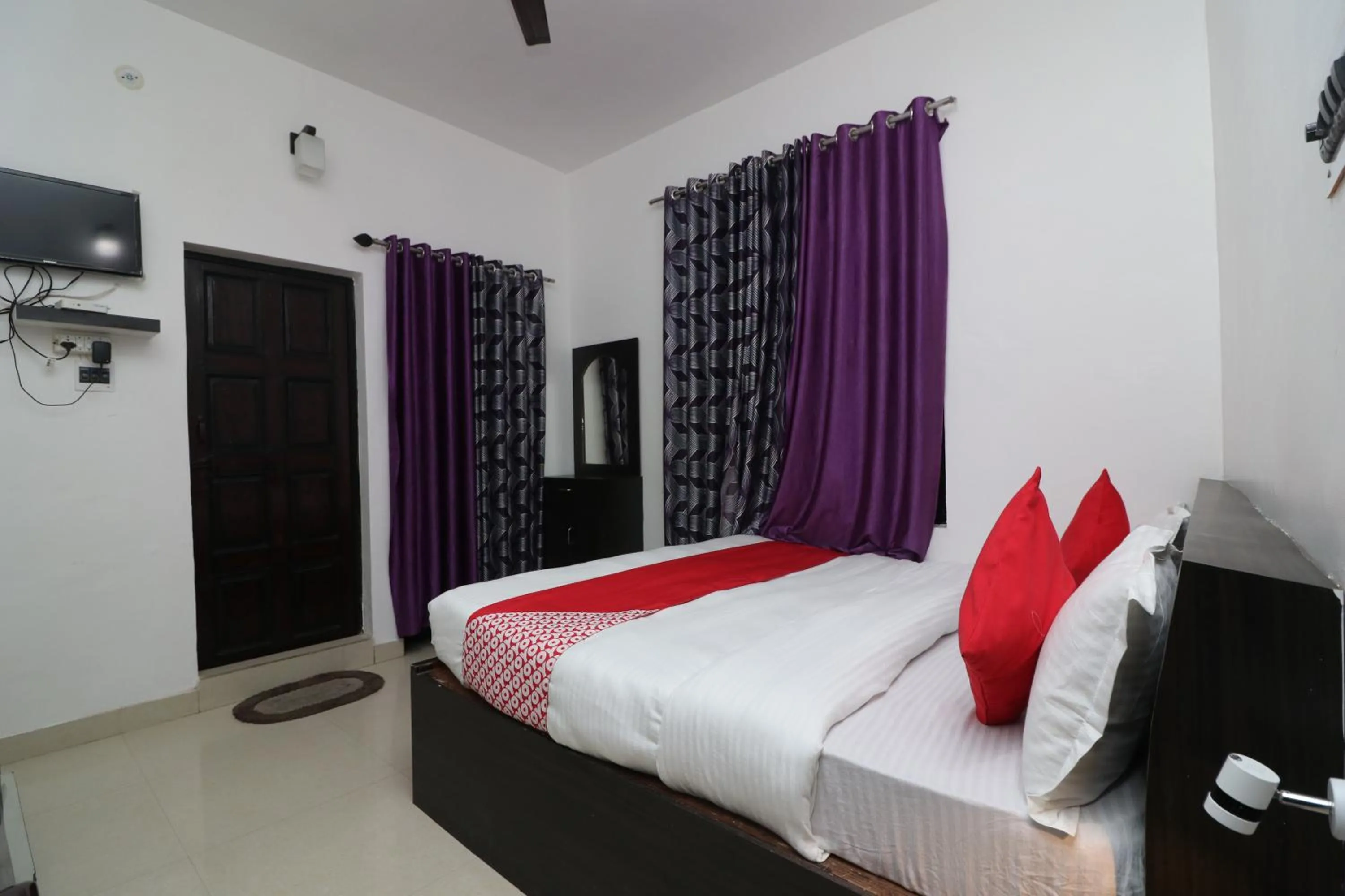 Bedroom in HOTEL POLOMAX
