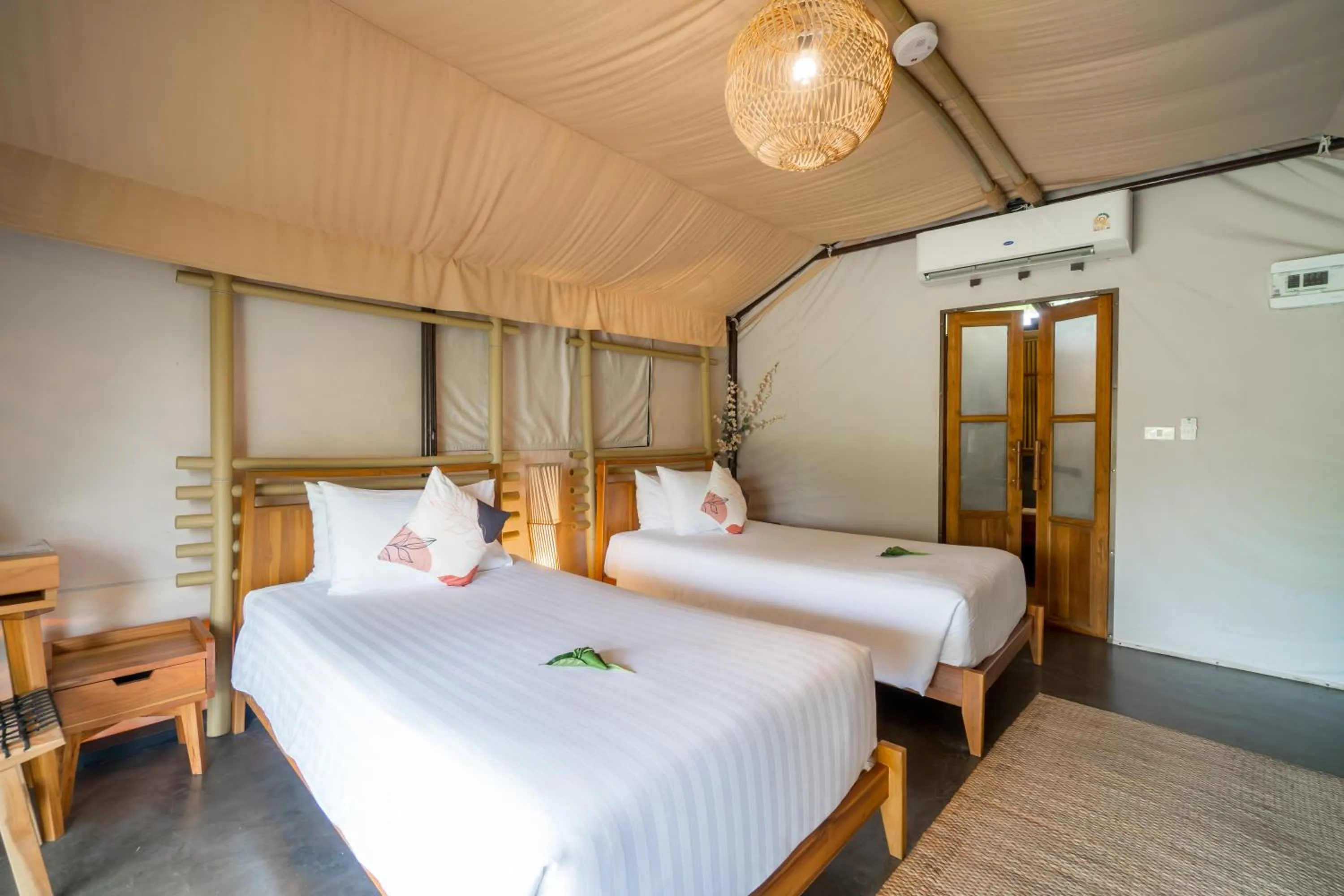 Bed in The Tree Riverside Resort Kaeng Krachan