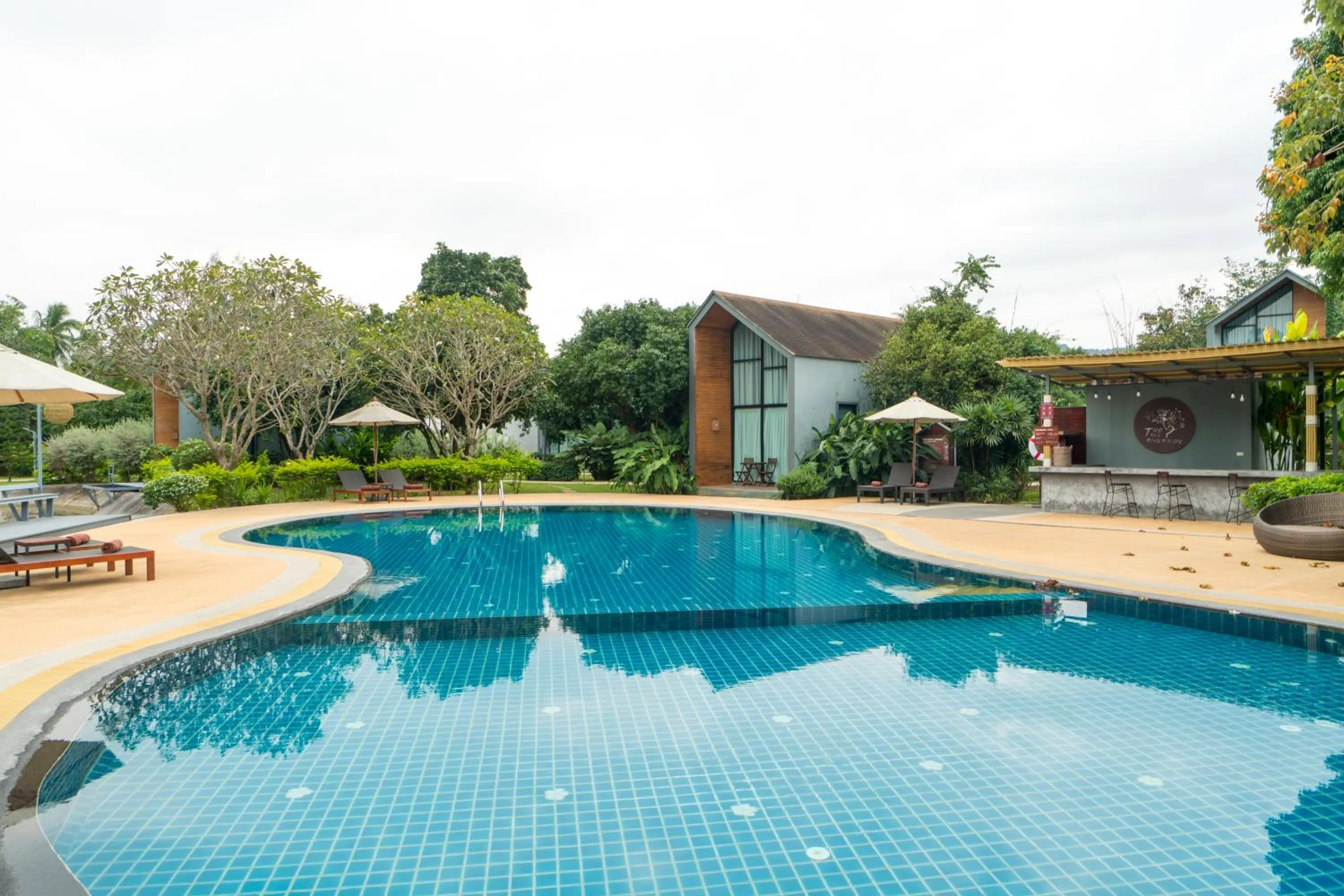 The Tree Riverside Resort Kaeng Krachan