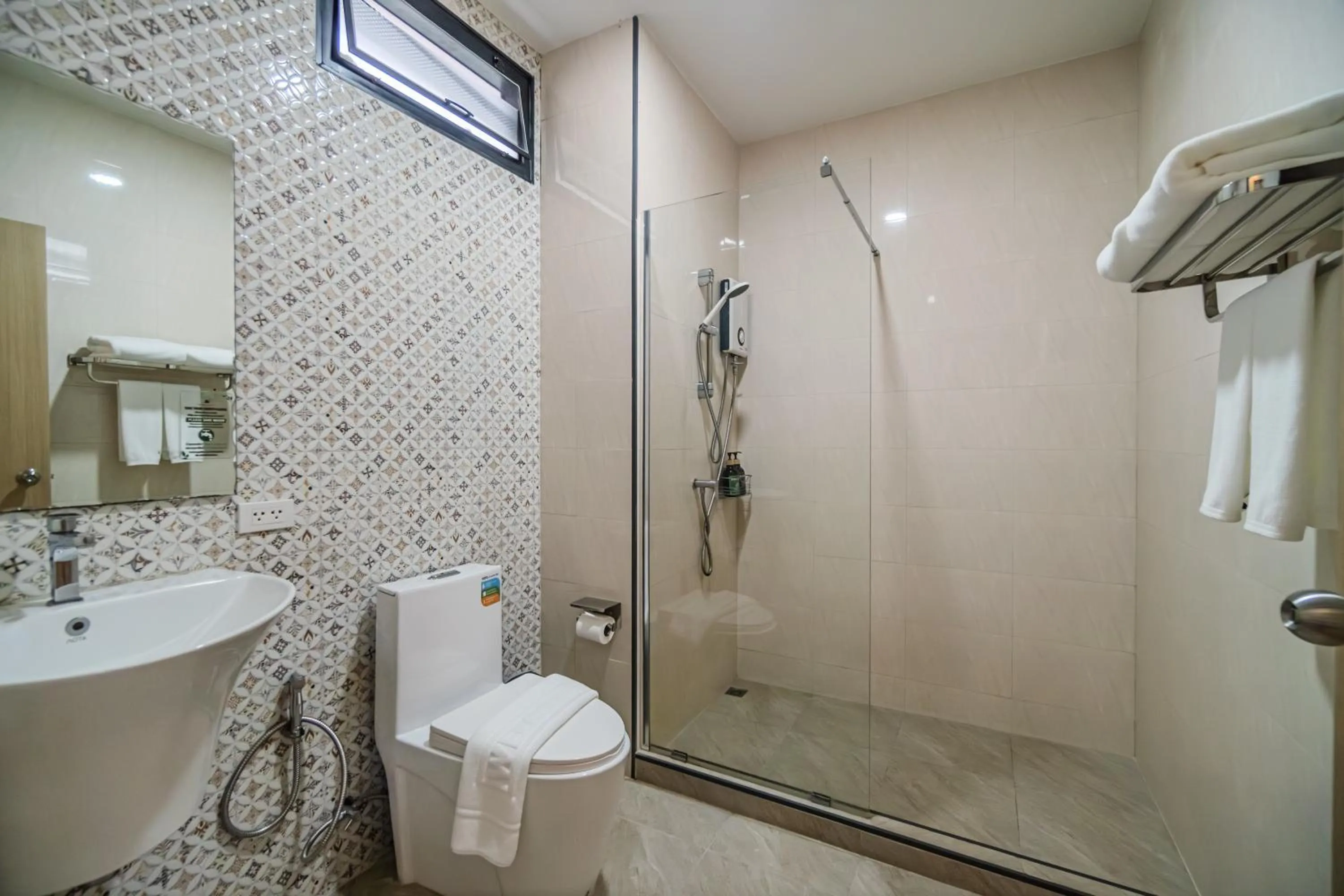 The Tree Riverside Resort Kaeng Krachan