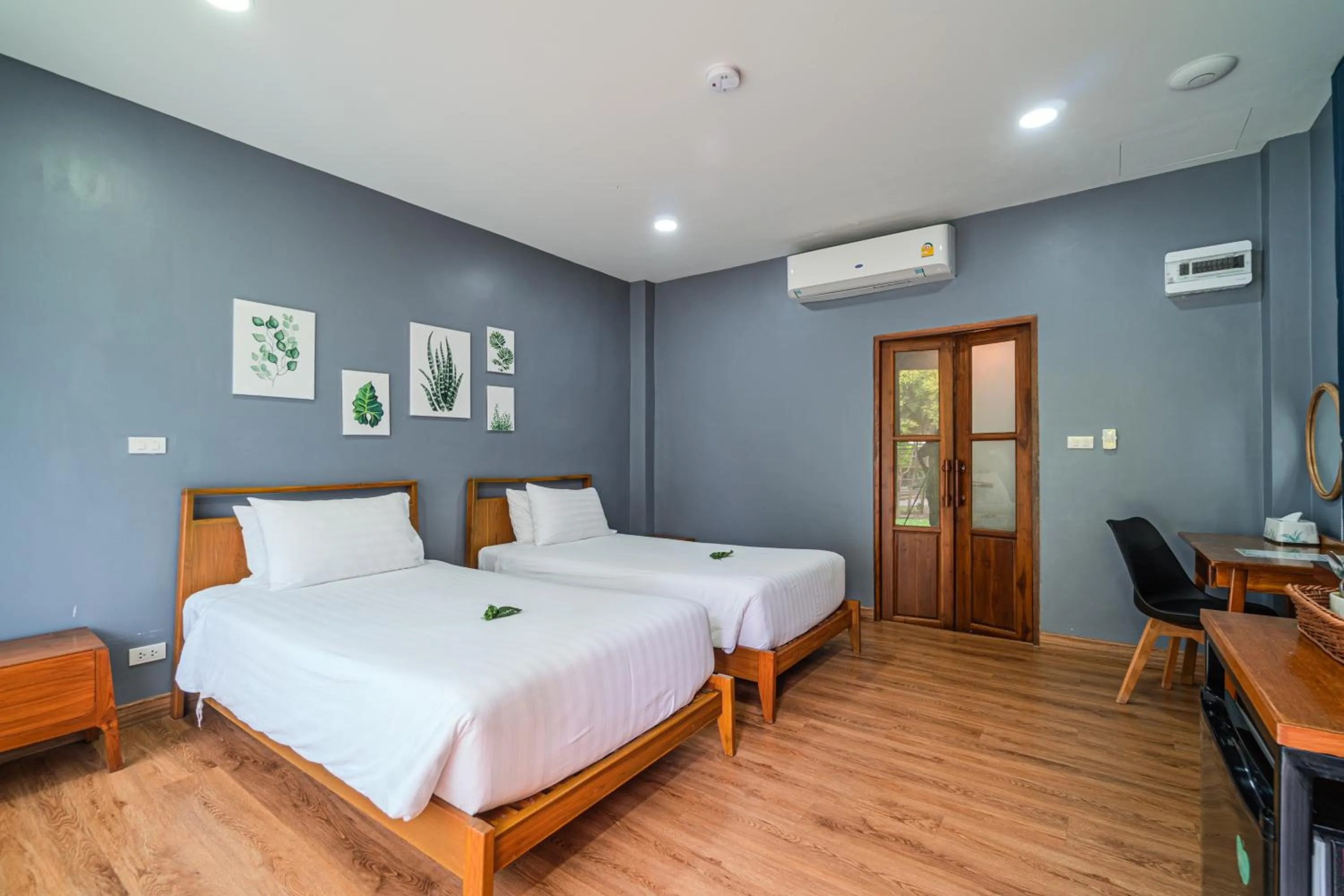 Bed in The Tree Riverside Resort Kaeng Krachan