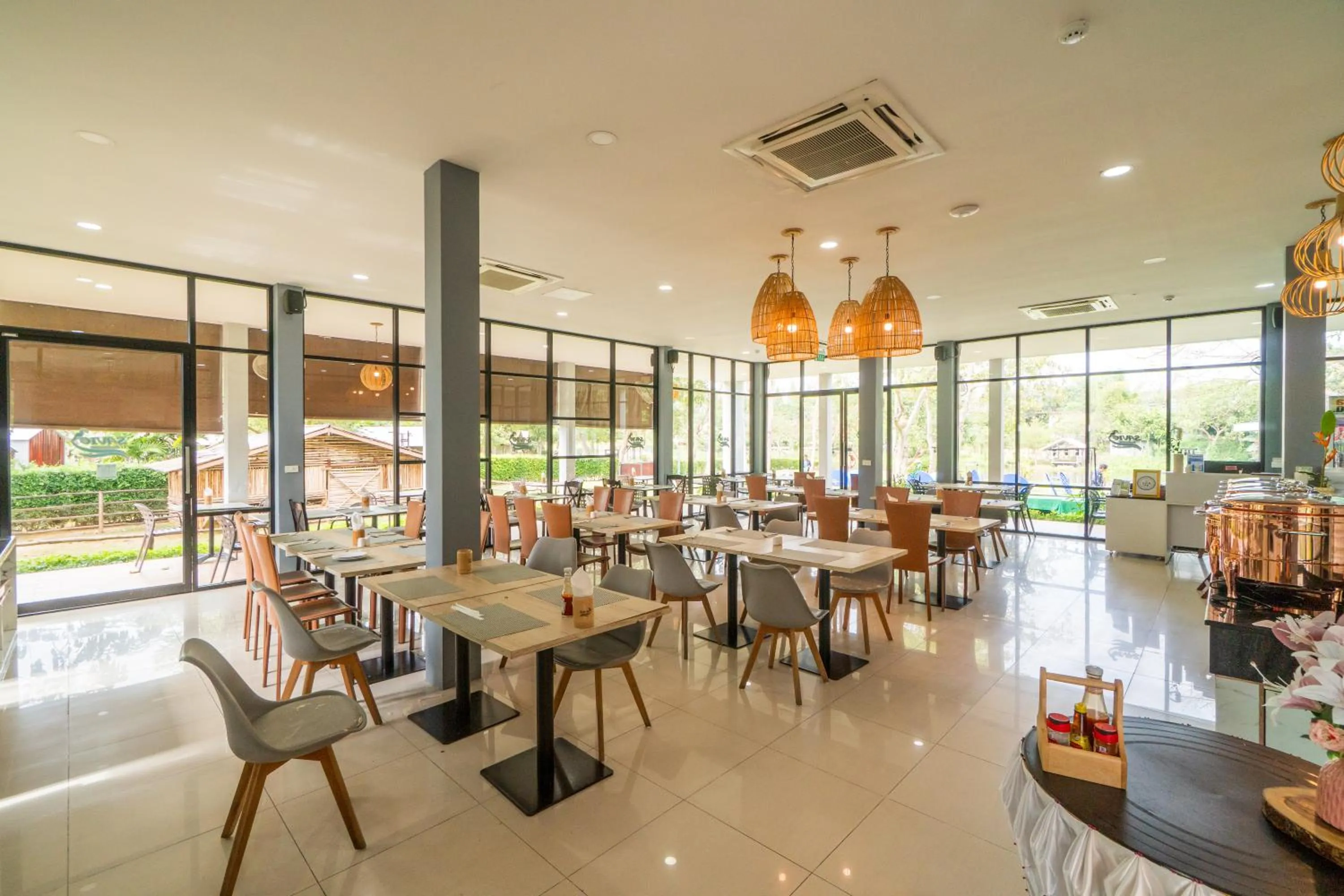 The Tree Riverside Resort Kaeng Krachan