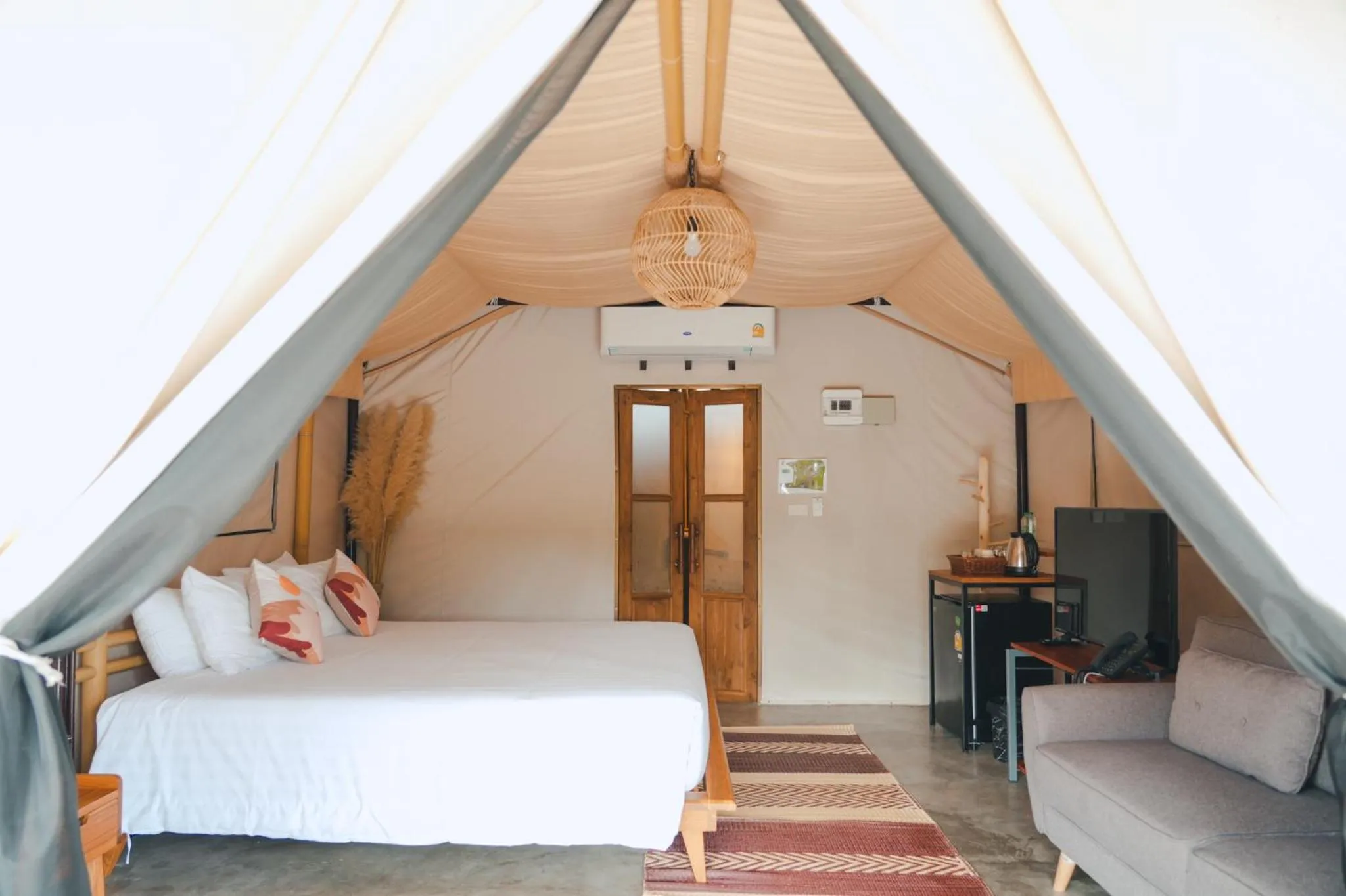 Bed in The Tree Riverside Resort Kaeng Krachan