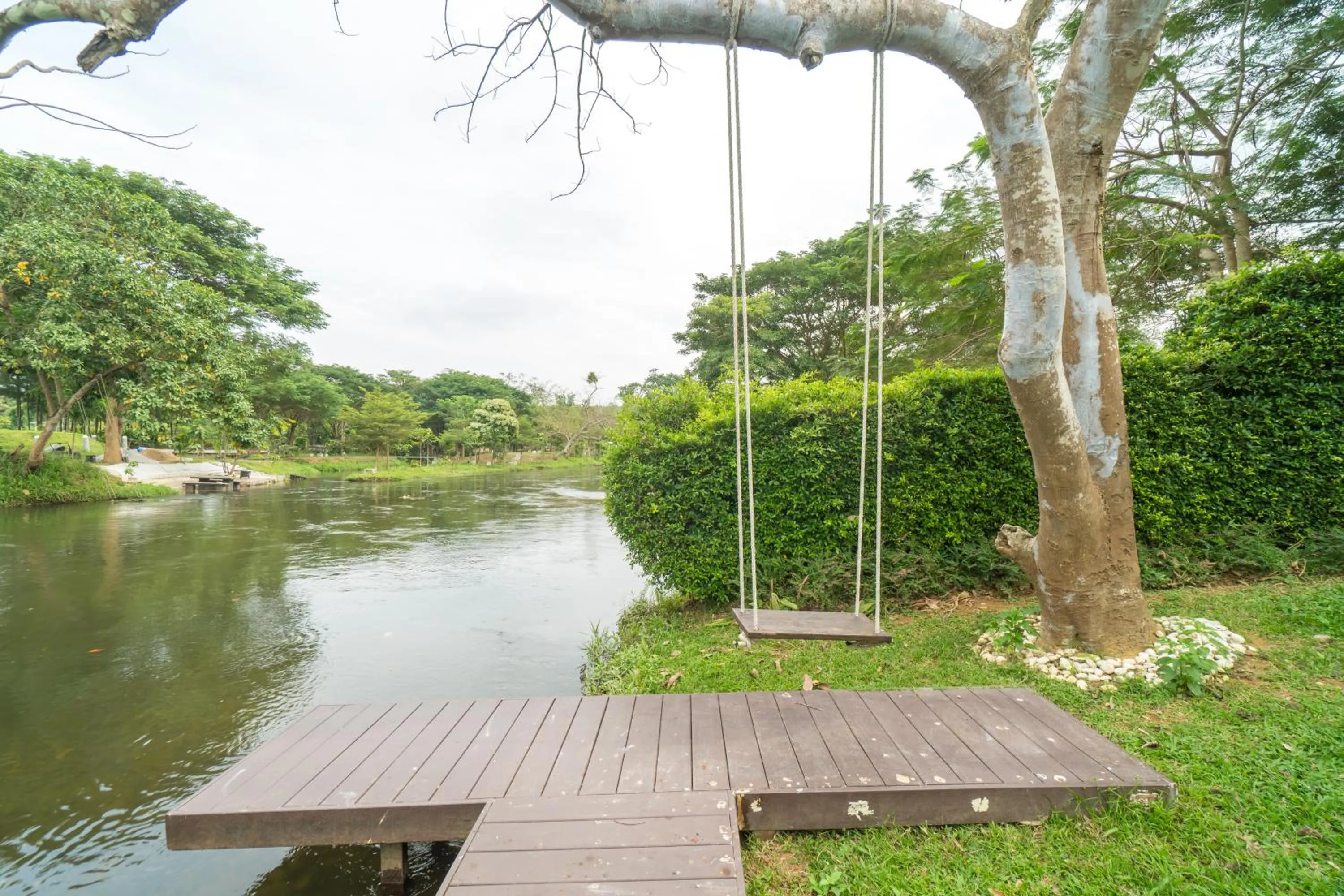 The Tree Riverside Resort Kaeng Krachan