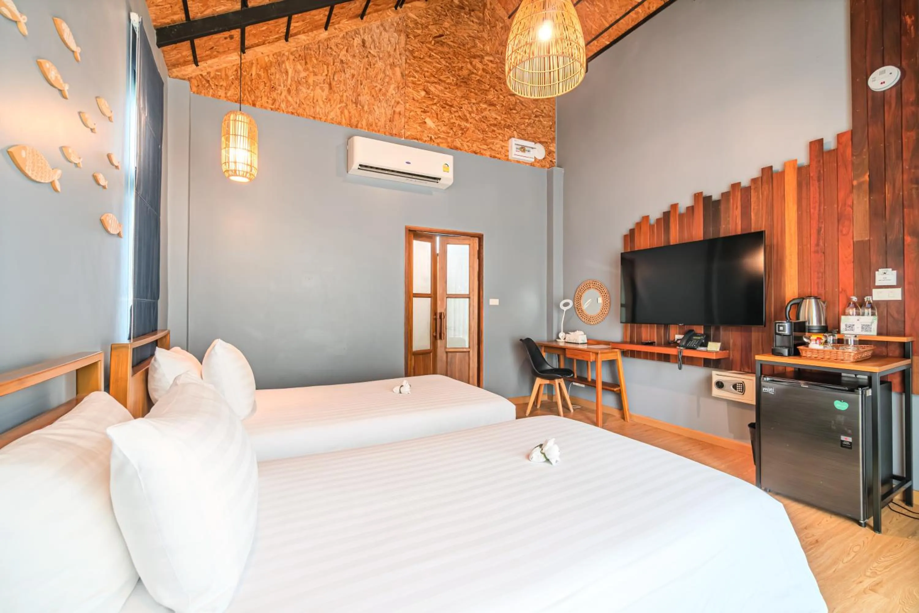 Bed in The Tree Riverside Resort Kaeng Krachan