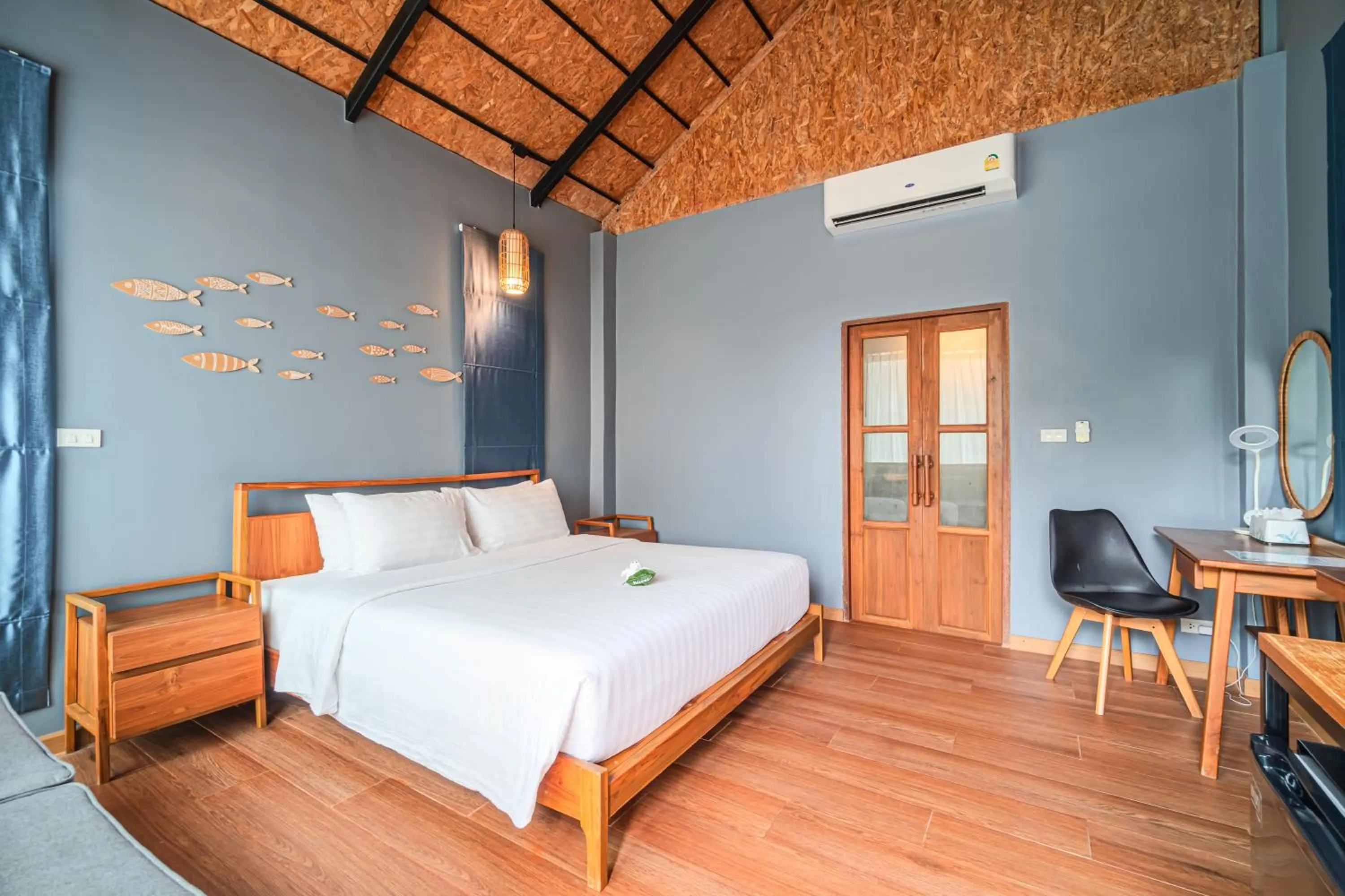 Bed in The Tree Riverside Resort Kaeng Krachan