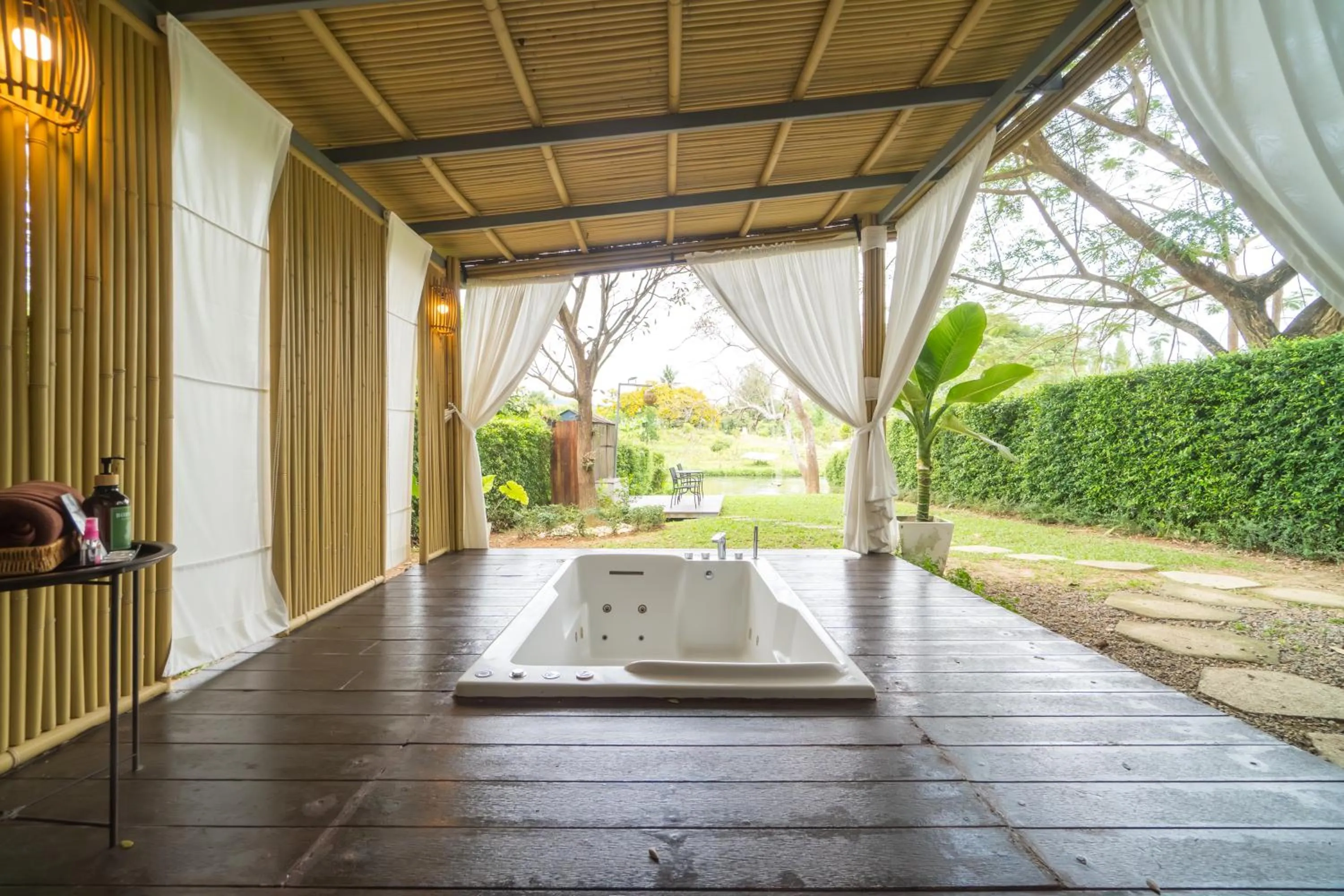 The Tree Riverside Resort Kaeng Krachan