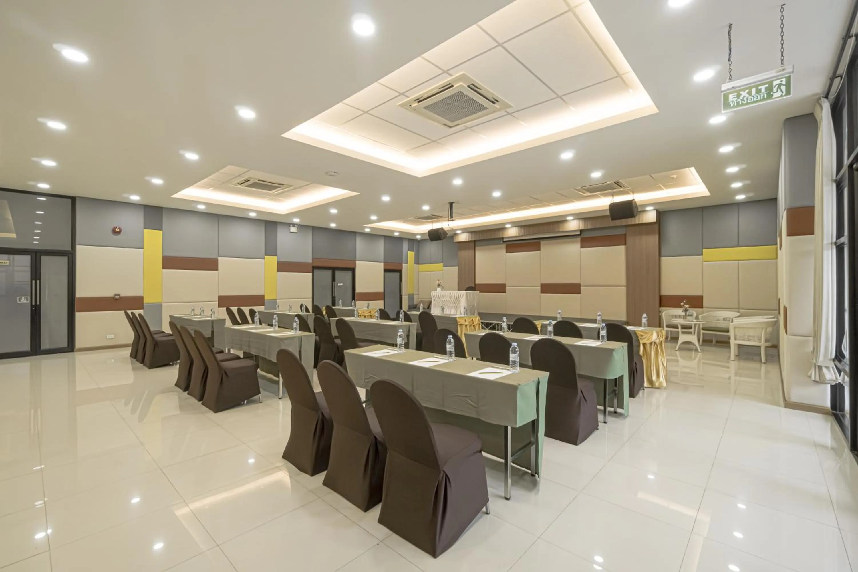 The Tree Riverside Resort Kaeng Krachan