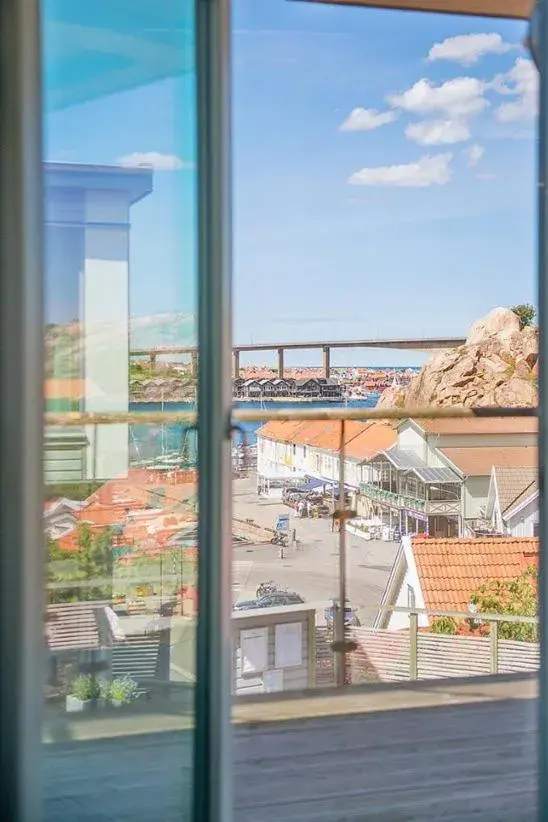 Studio with Balcony in Hotell Kungshamn Suites Studio with Balcony in Hotell Kungshamn Suites