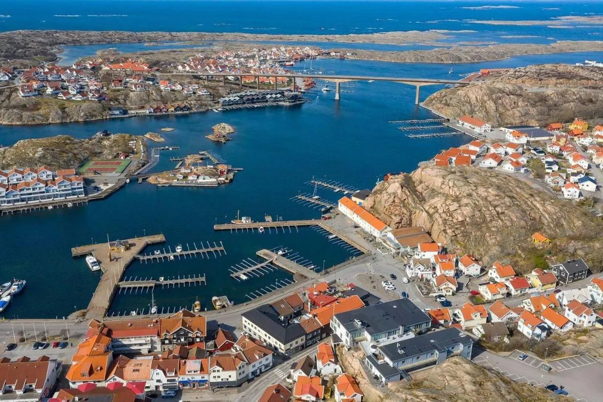 Bird's eye view in Hotell Kungshamn Suites