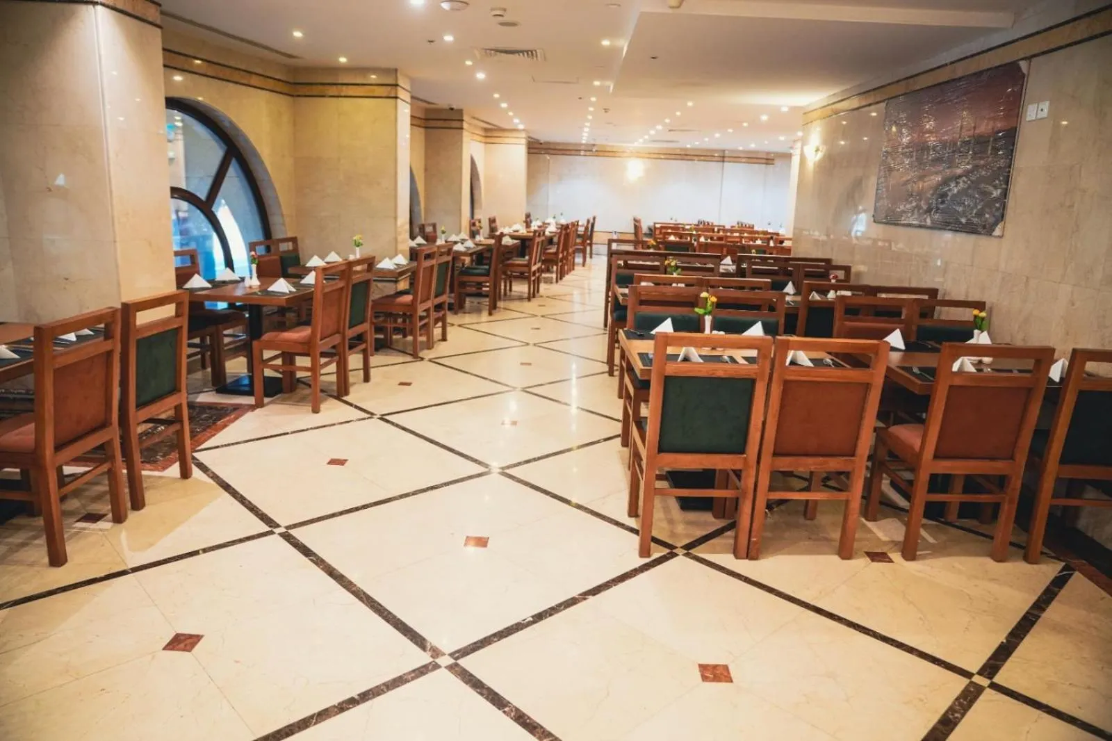 Restaurant/places to eat in ASTONEAST TAIBA HOTEL Ex Artal Al Alami