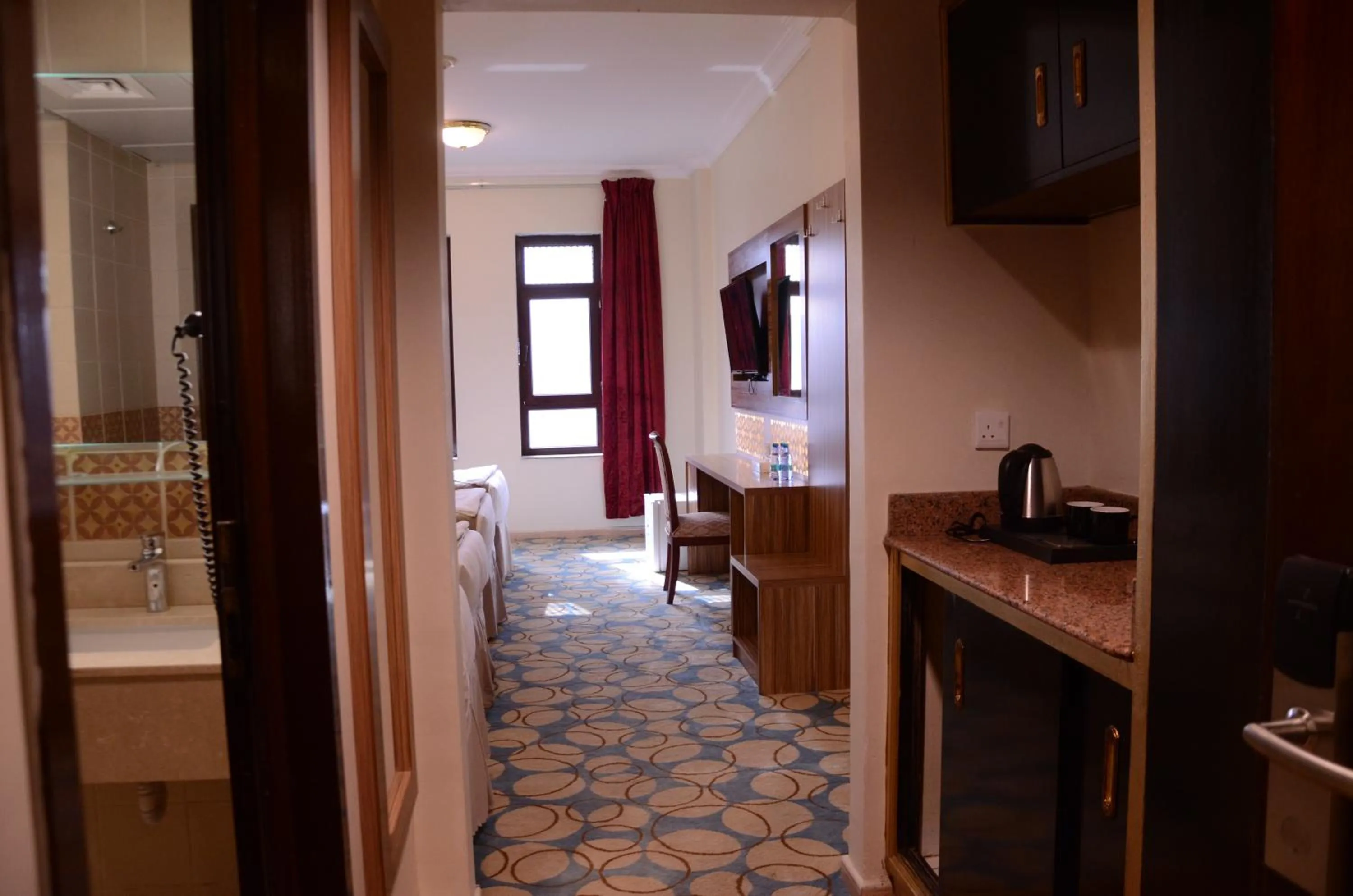 Coffee/tea facilities, Bed in Artal Al Alami Hotel