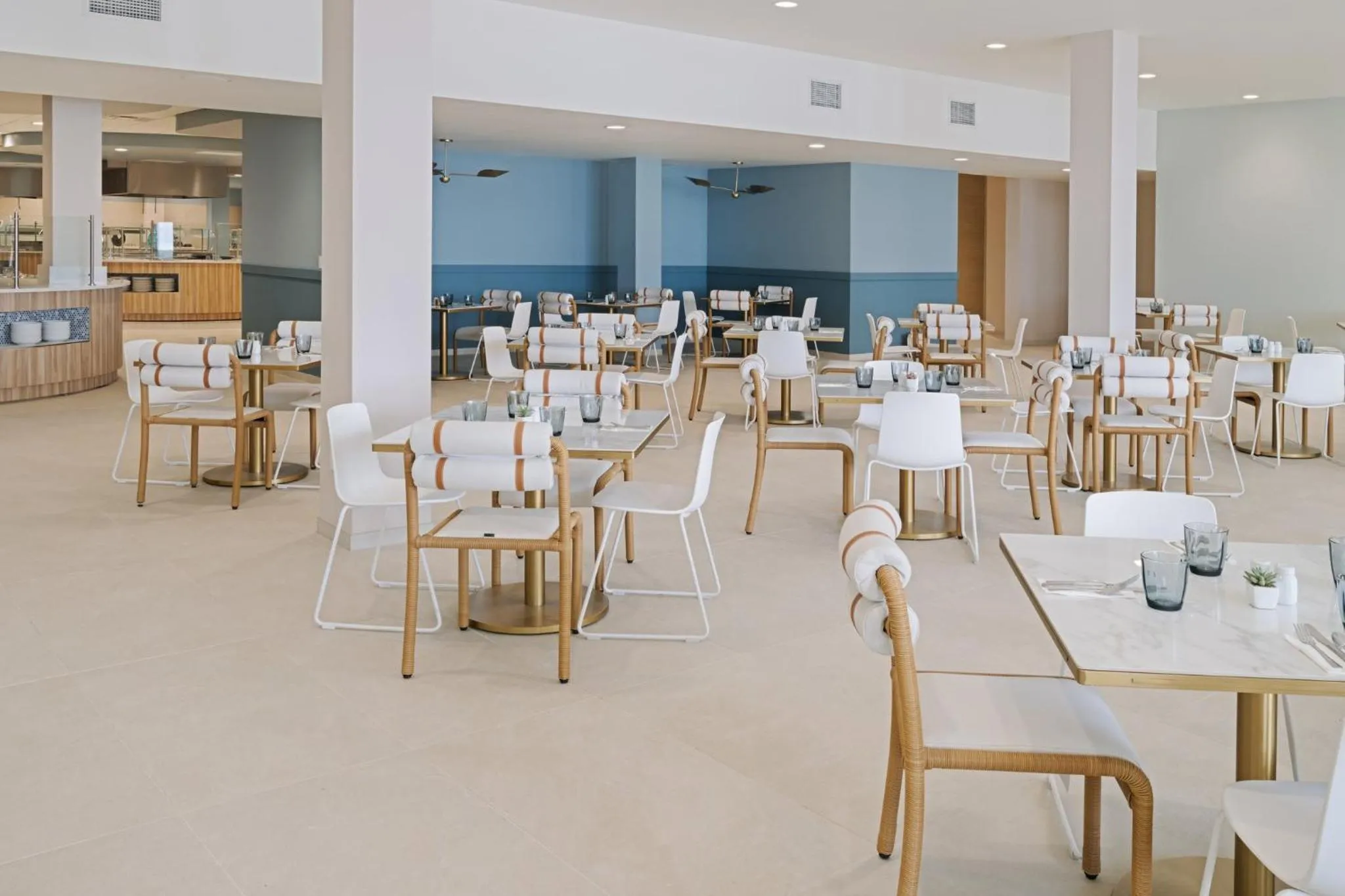 Restaurant/places to eat in voco Sandpiper All-Inclusive Resort by IHG