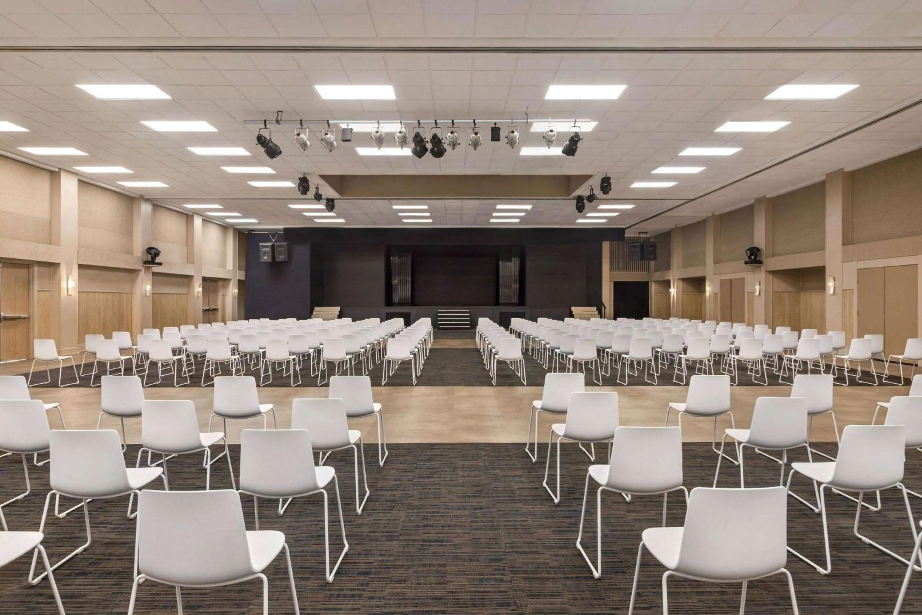 Meeting/conference room in voco Sandpiper All-Inclusive Resort by IHG
