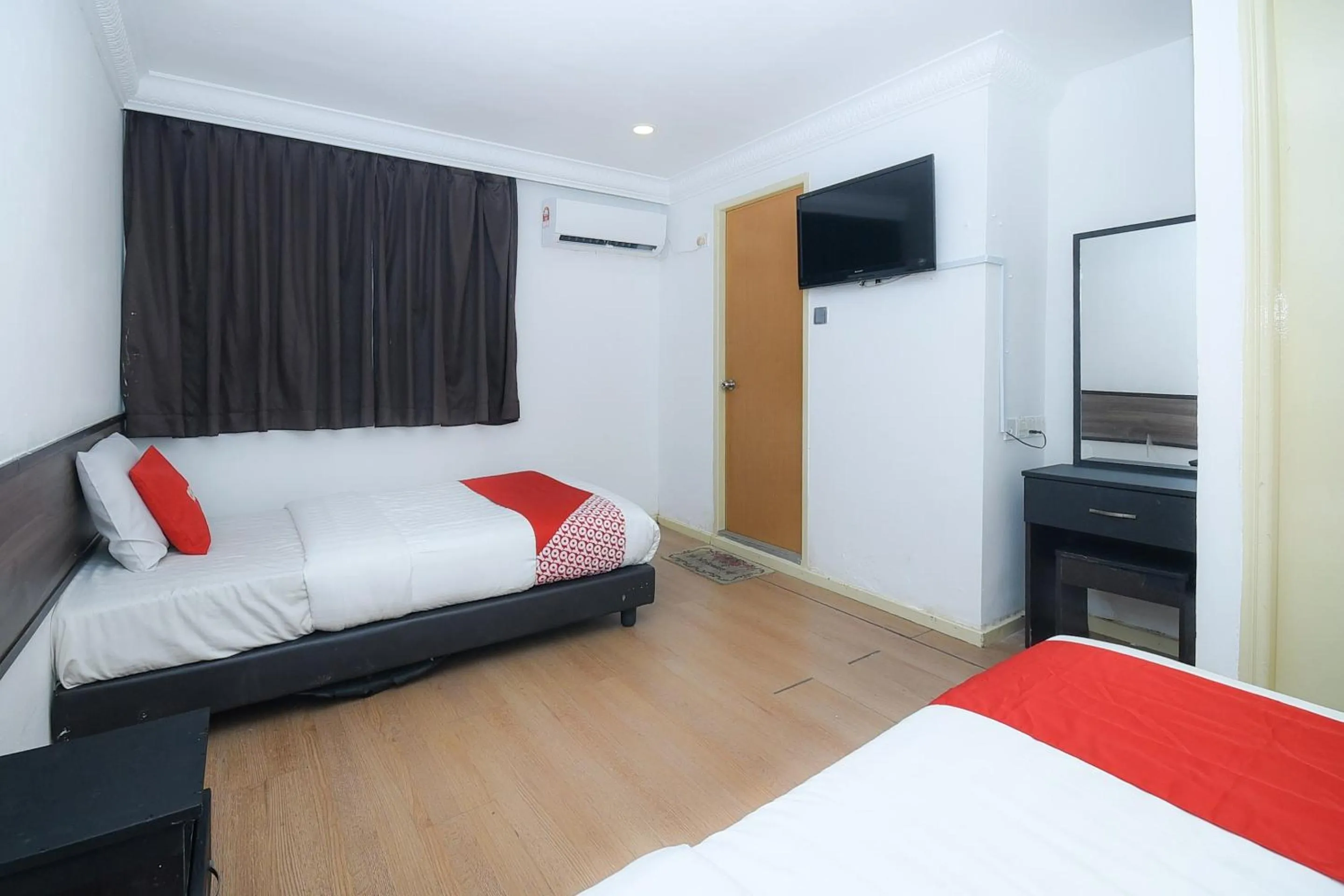 Bedroom in Hotel O River Inn