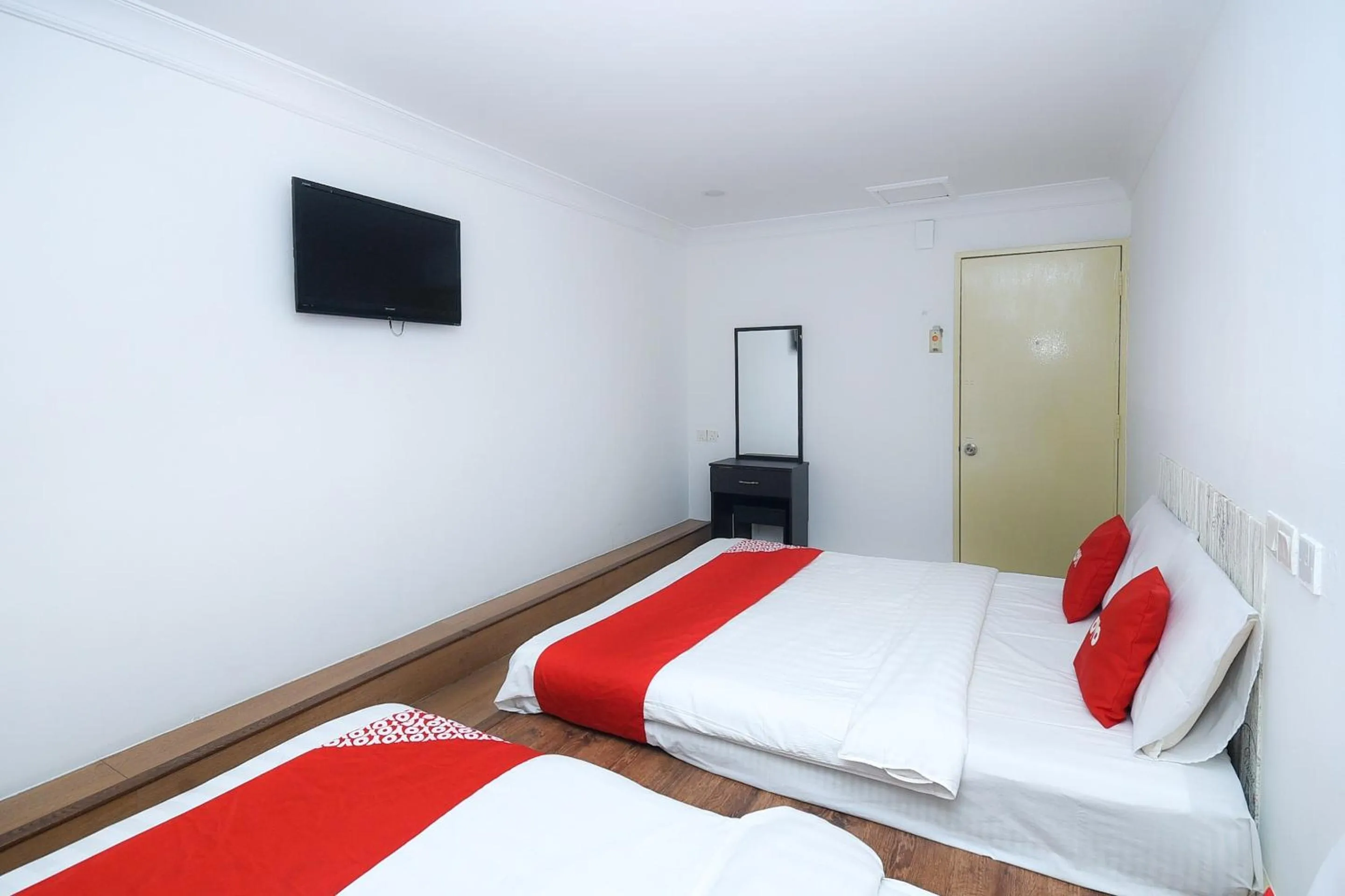 Bedroom in Hotel O River Inn