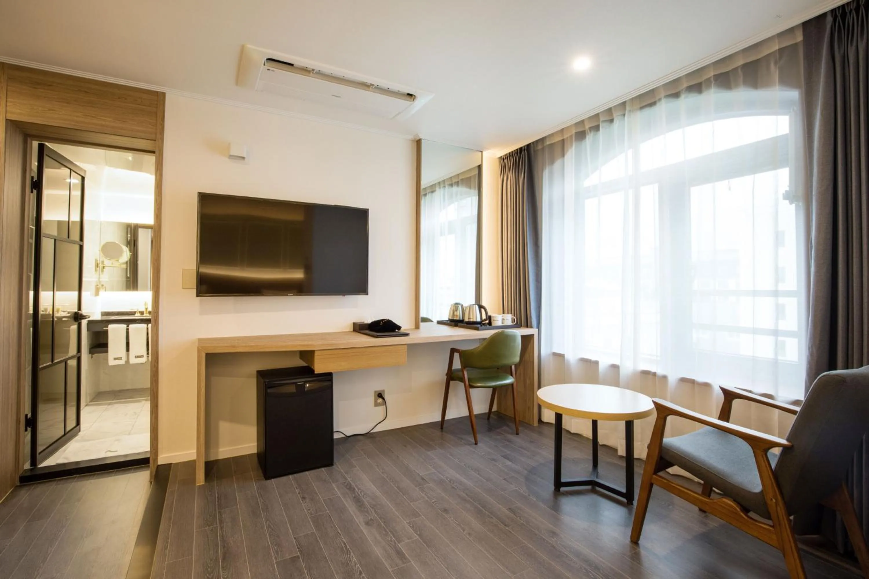 Decorative detail in Casaloma Hotel