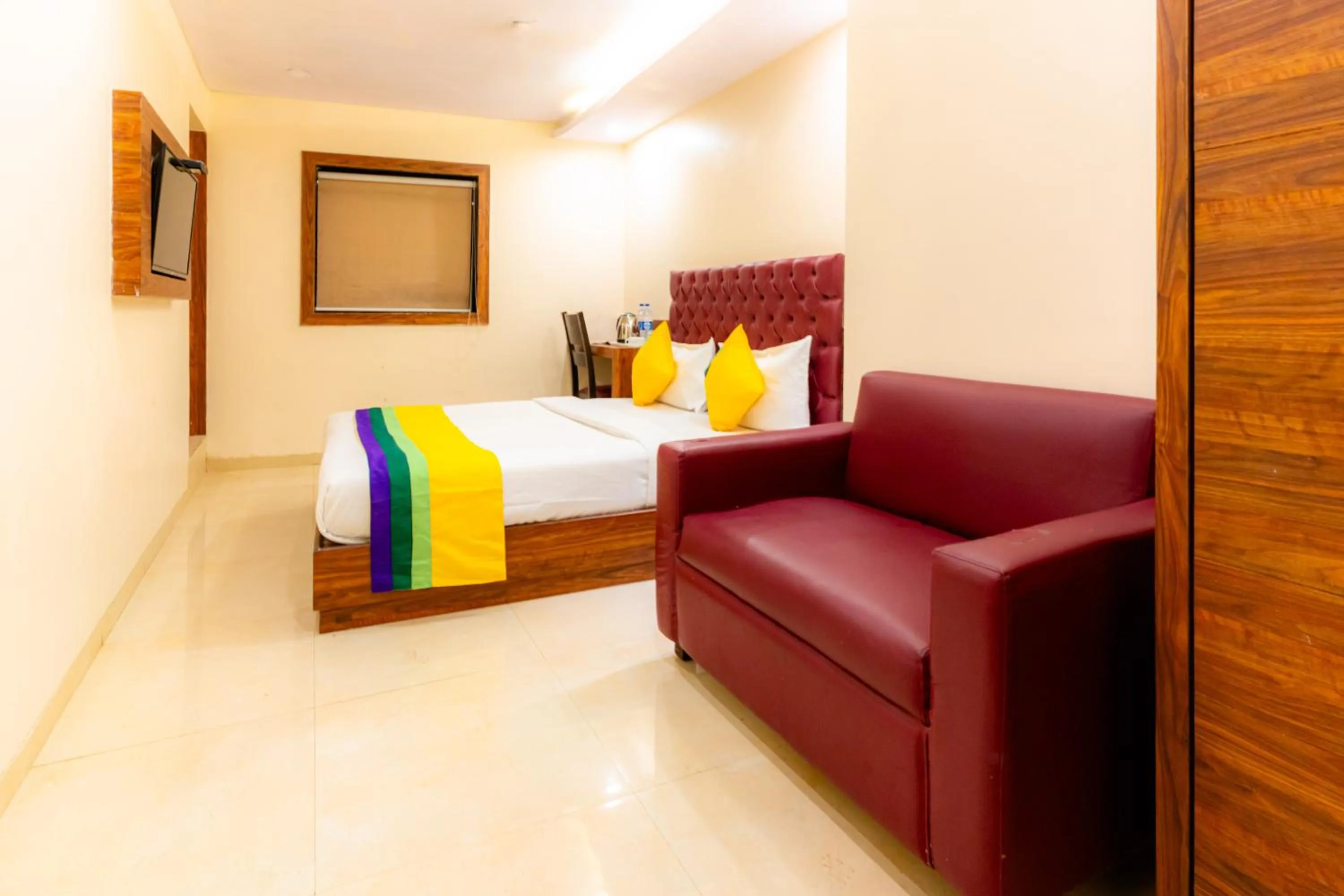 Bedroom, Bed in Itsy Hotels Elegant