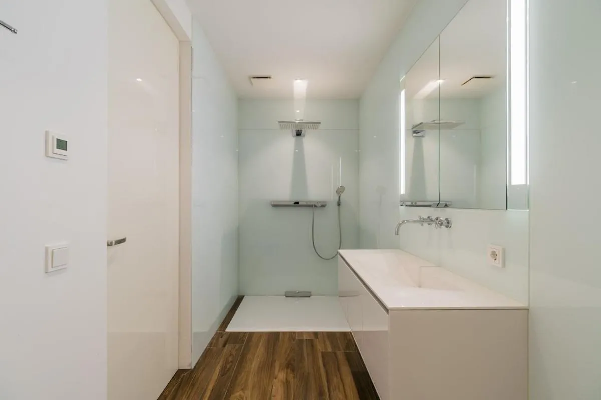 B! Apartments