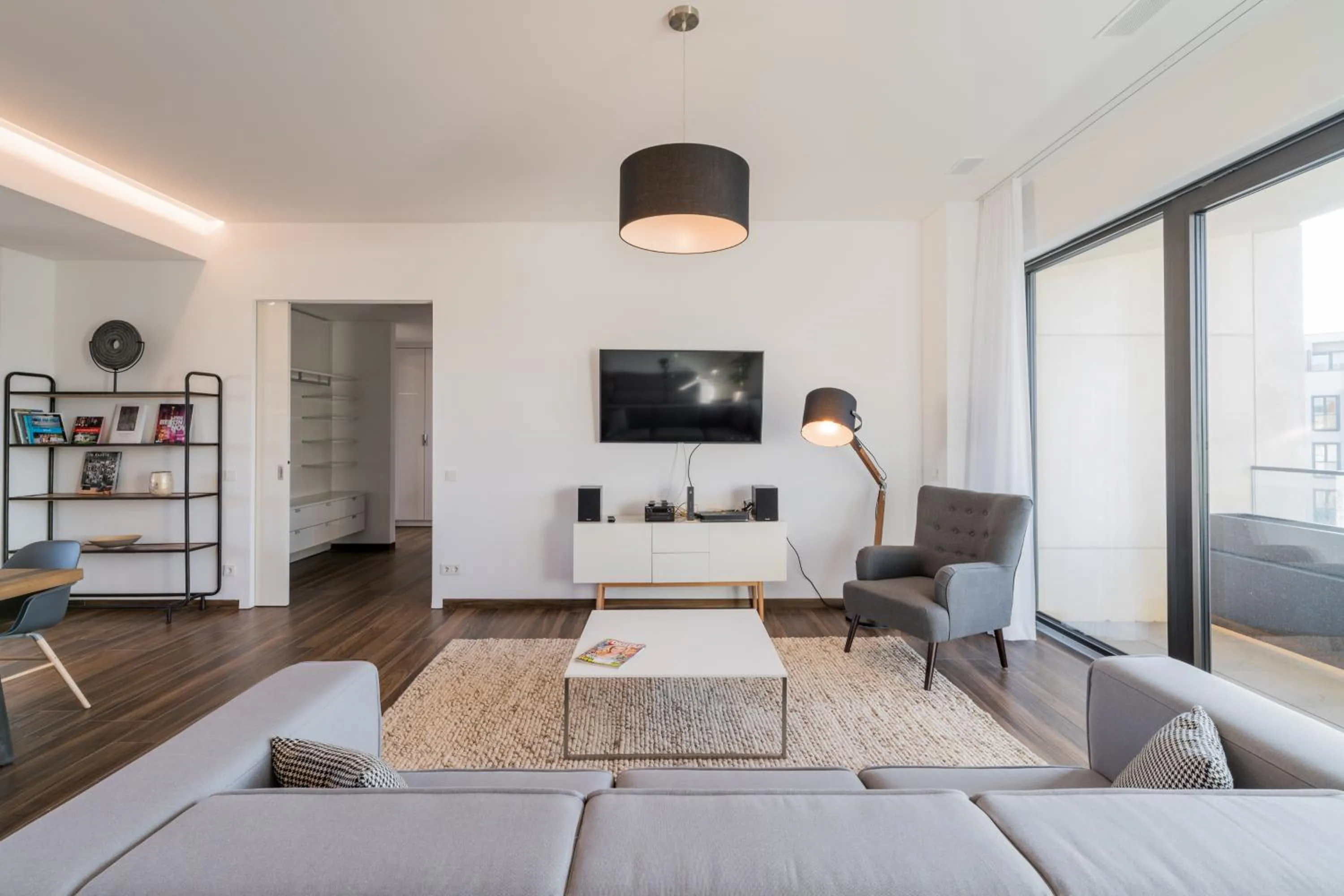 B! Apartments
