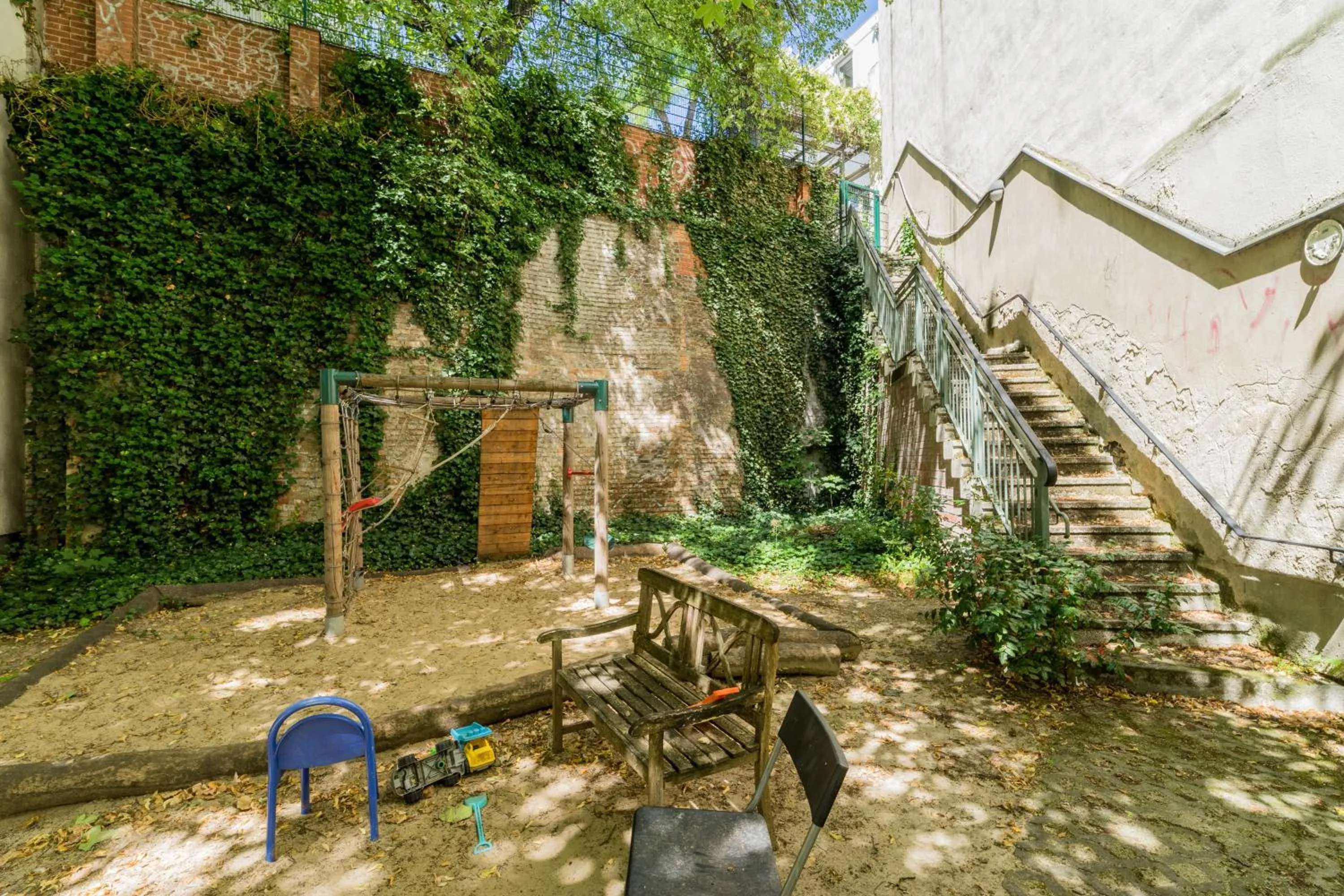 B! Apartments
