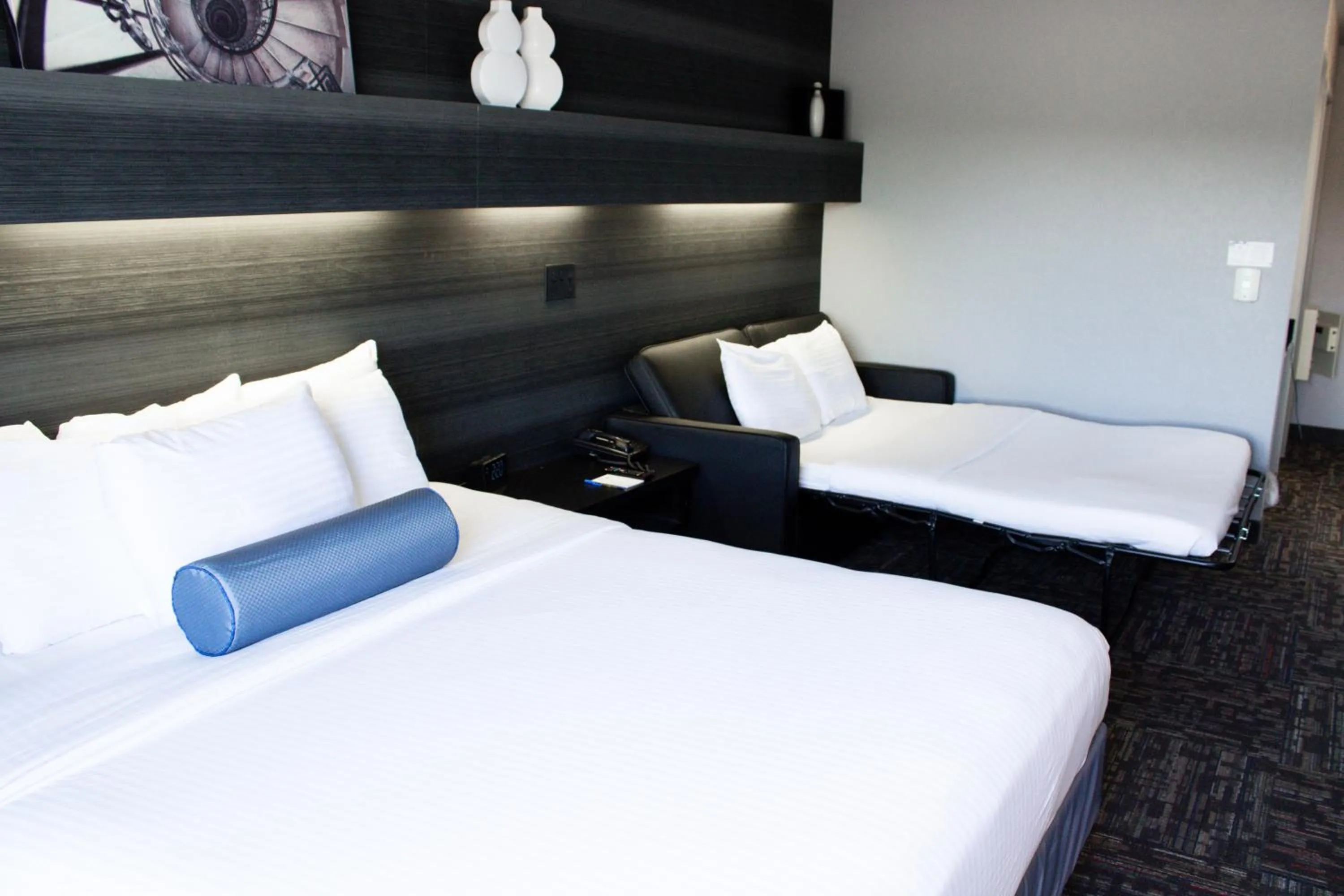 Bed in Metropolis Resort - Eau Claire