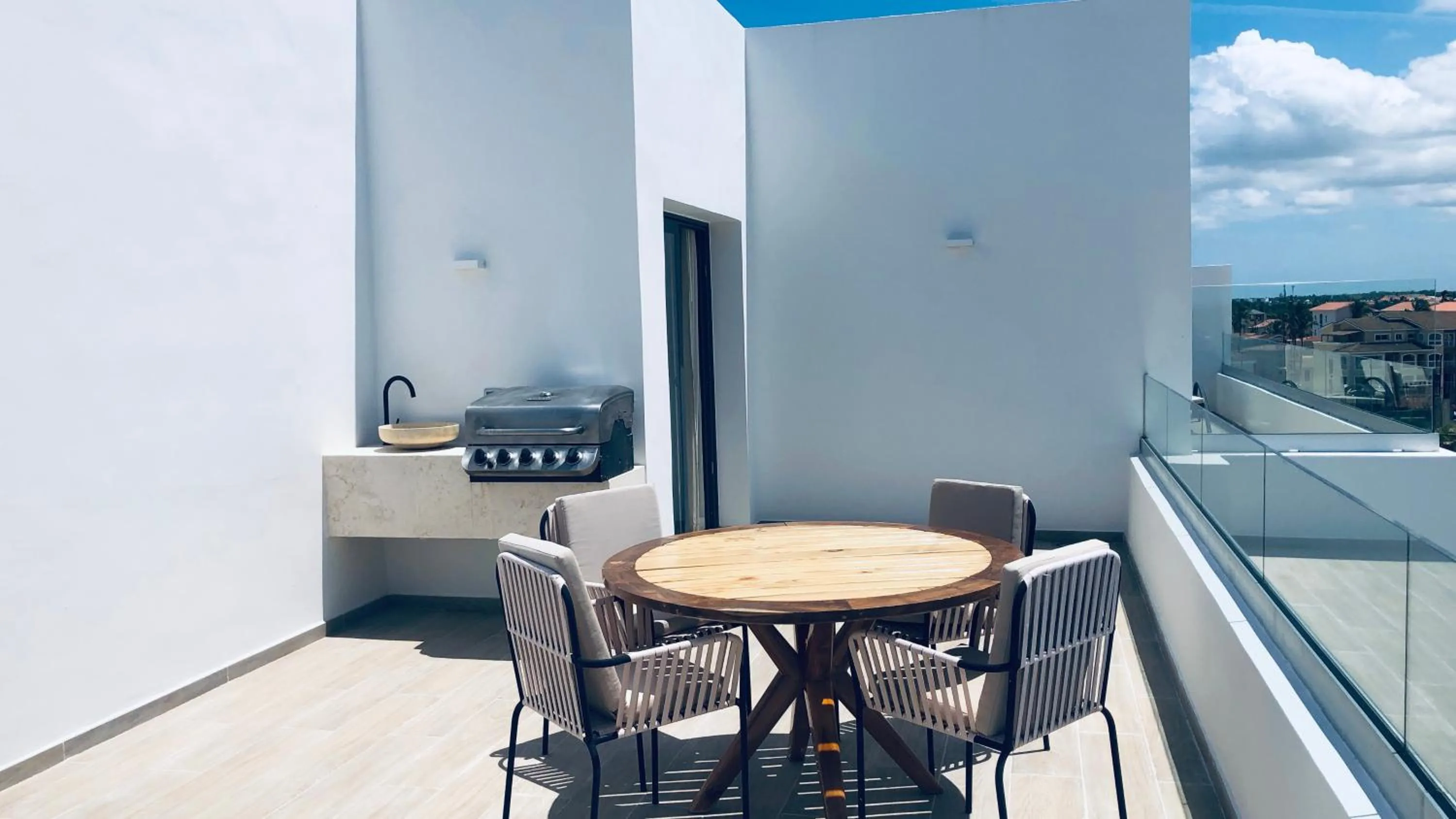 Hermoso Penthouse a solo pasos de la Playa