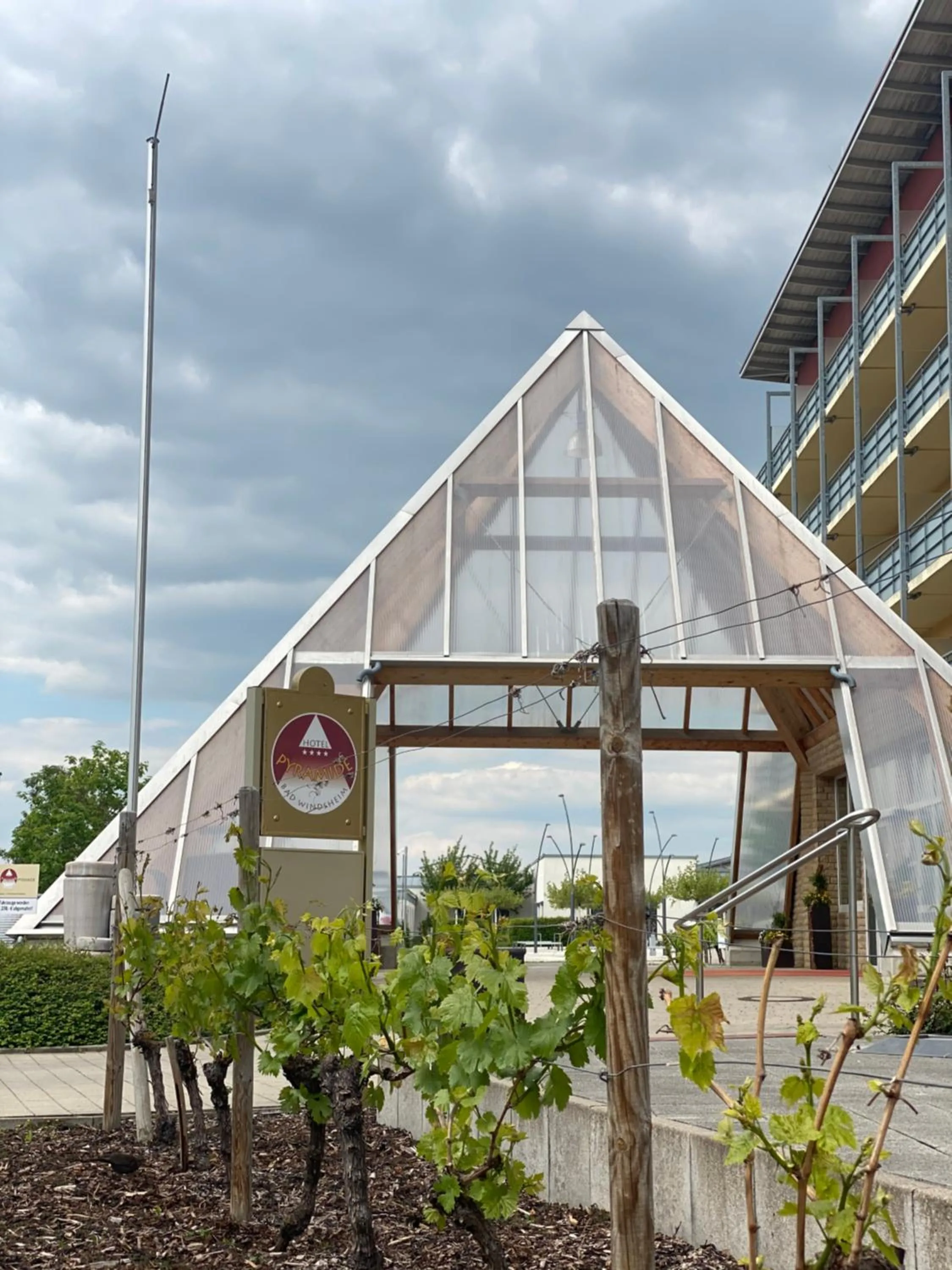 Property building in Kurhotel Pyramide Bad Windsheim