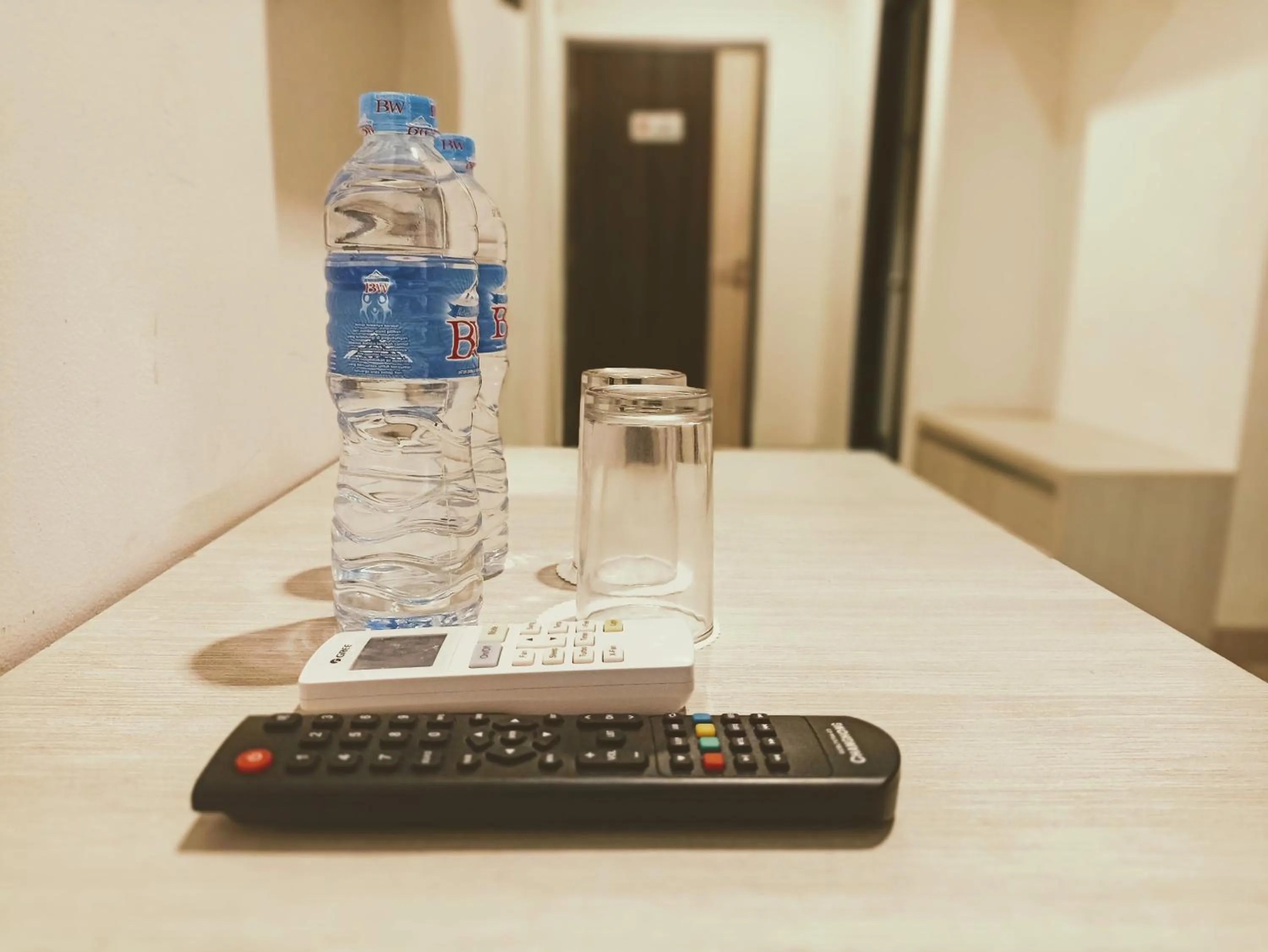 Other in Yunna Express