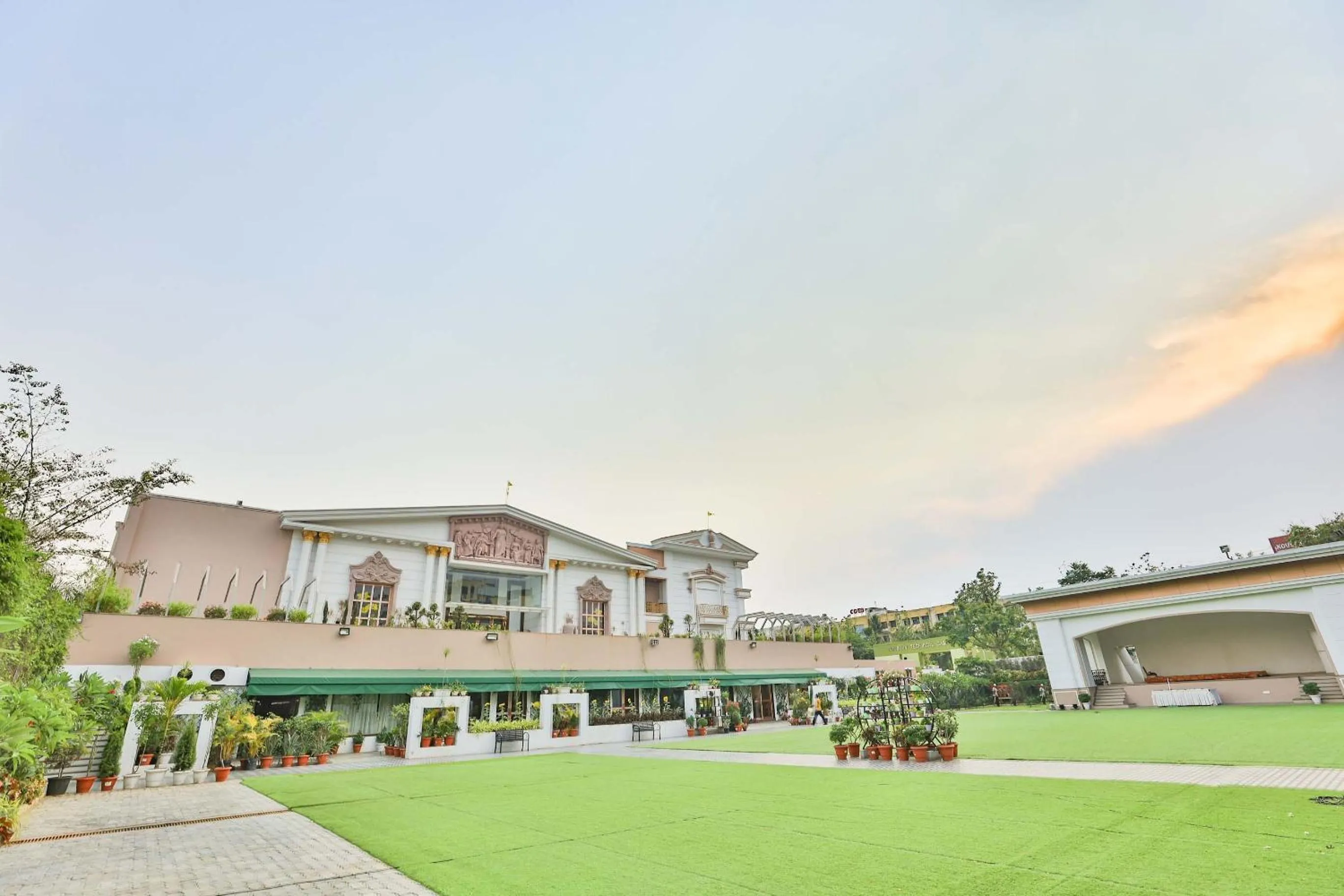 Property building in HOTEL CRYSTAL CROWN