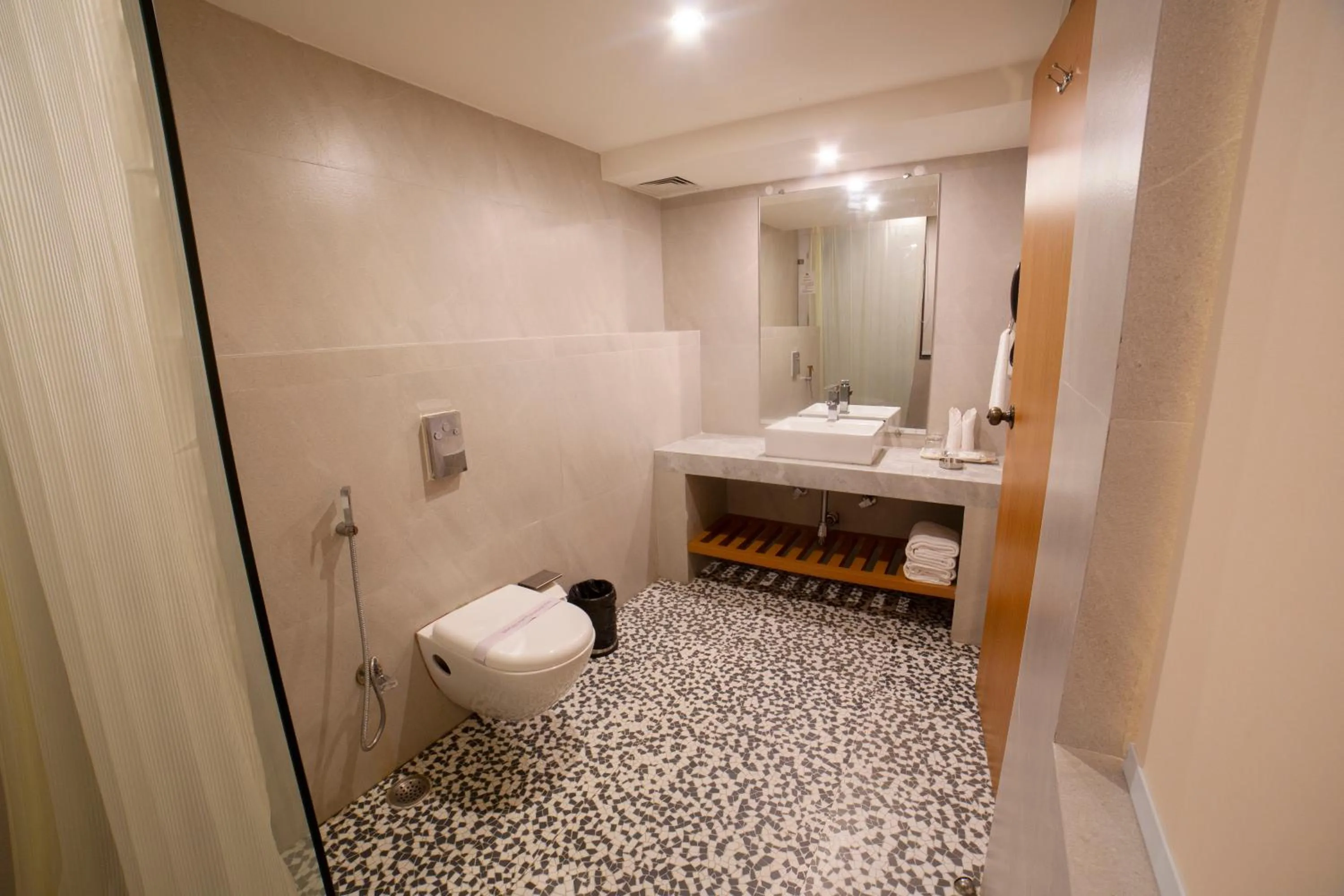 Bathroom in Abhyagama Hotel