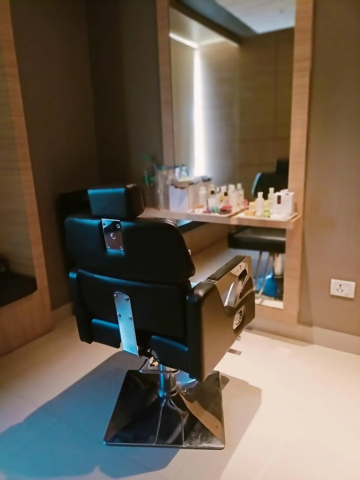 Solarium in Abhyagama Hotel