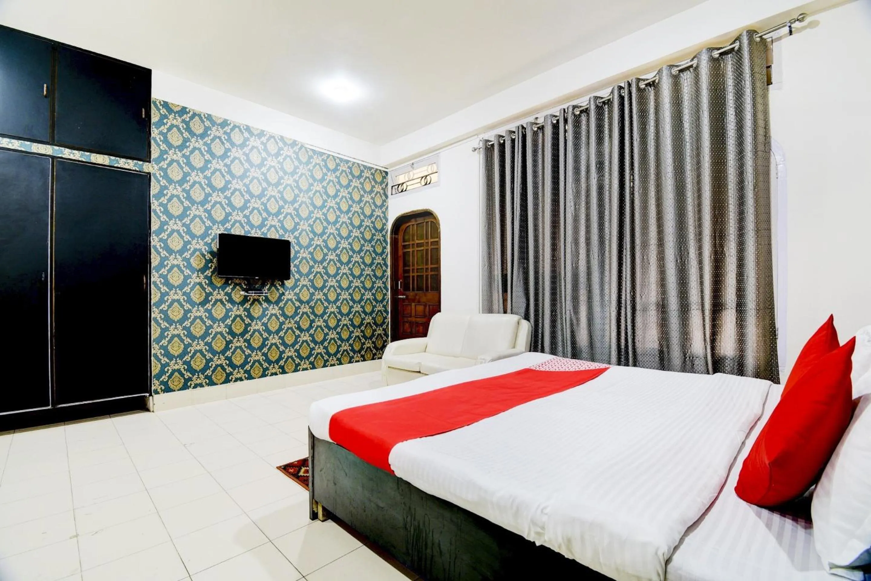 Bedroom, Bed in Super Hotel O The Dove Villa