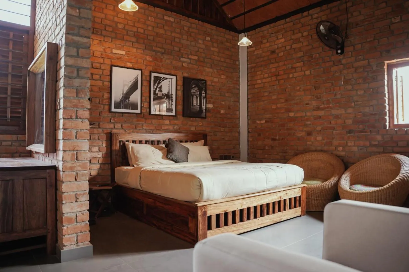 Bed in BARSATI Ranches