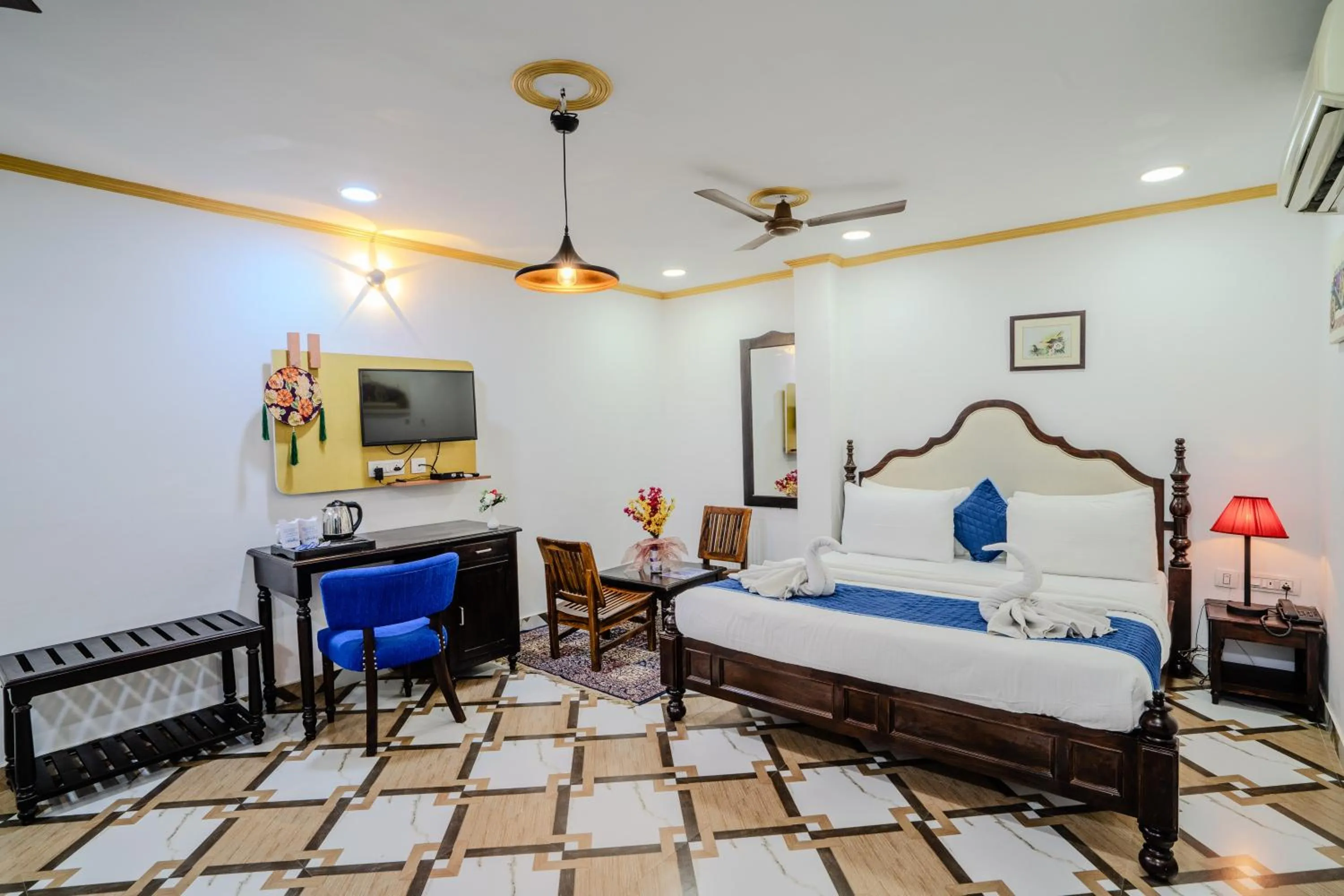 Photo of the whole room, Bed in Ramas Resort