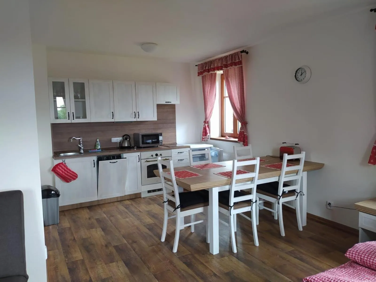 Property building in Matějovec 109 & Ubytování Na statku