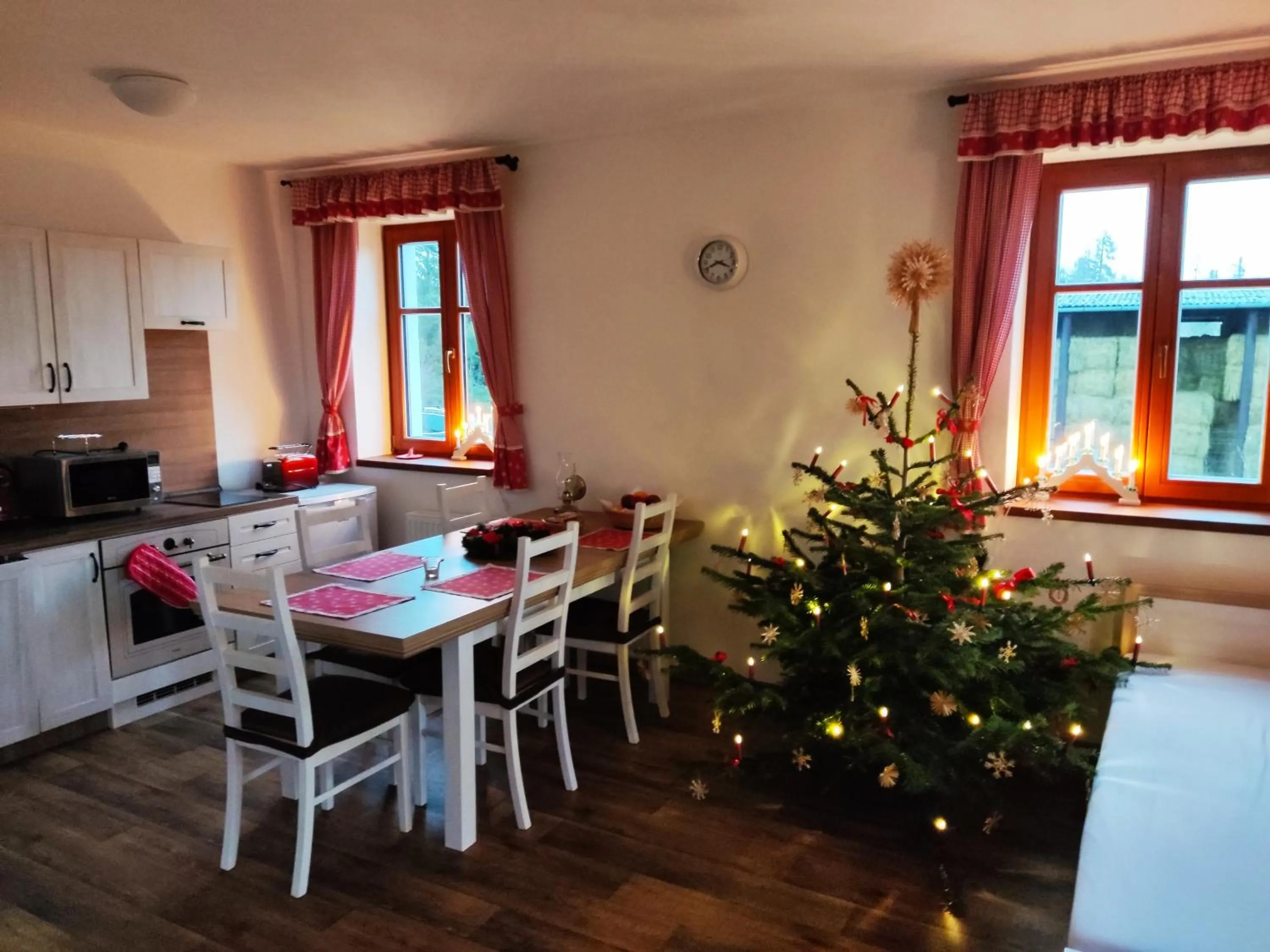 Property building in Matějovec 109 & Ubytování Na statku