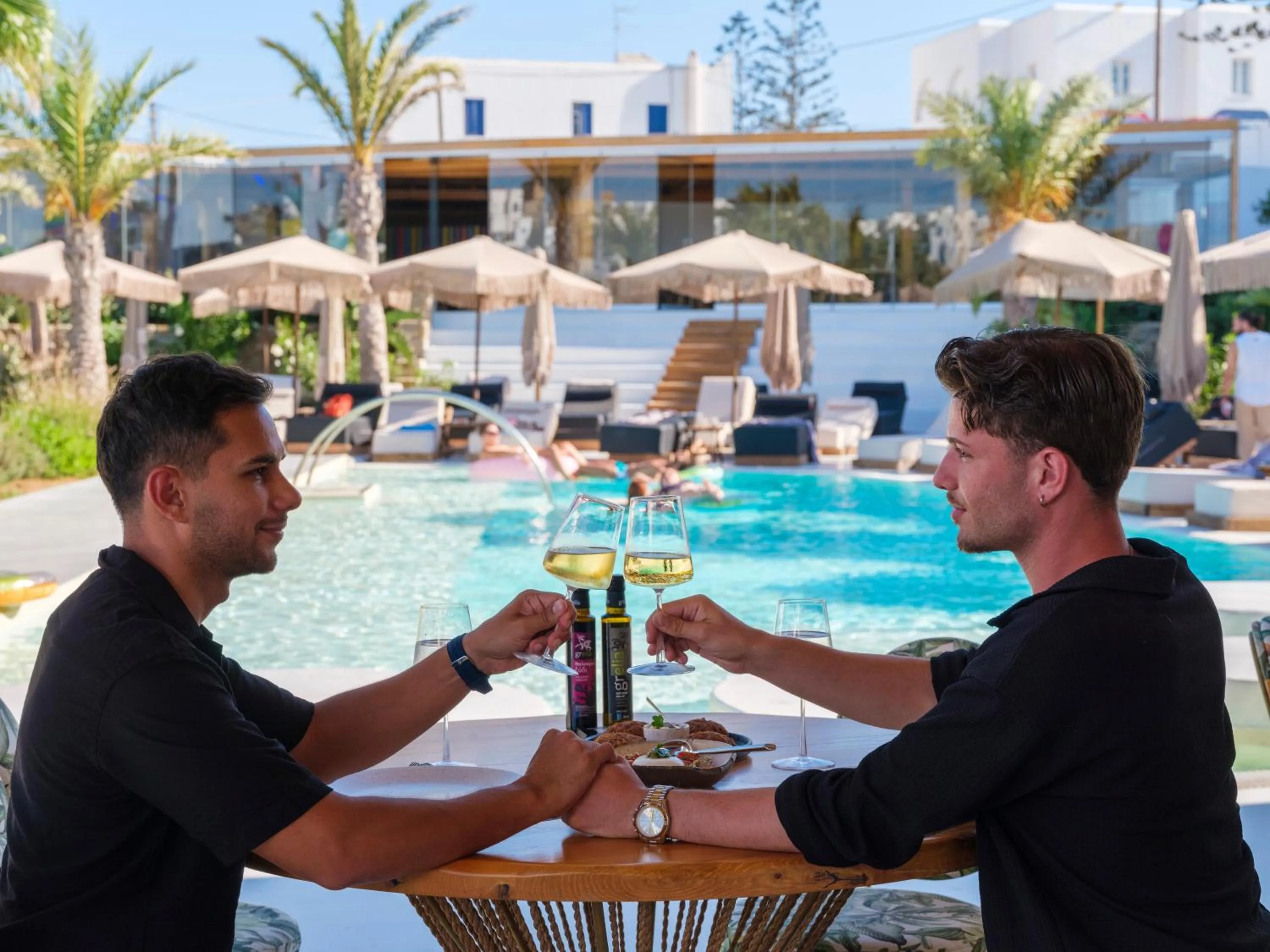 Restaurant/places to eat in Akkadian LGBT Boutique Hotel