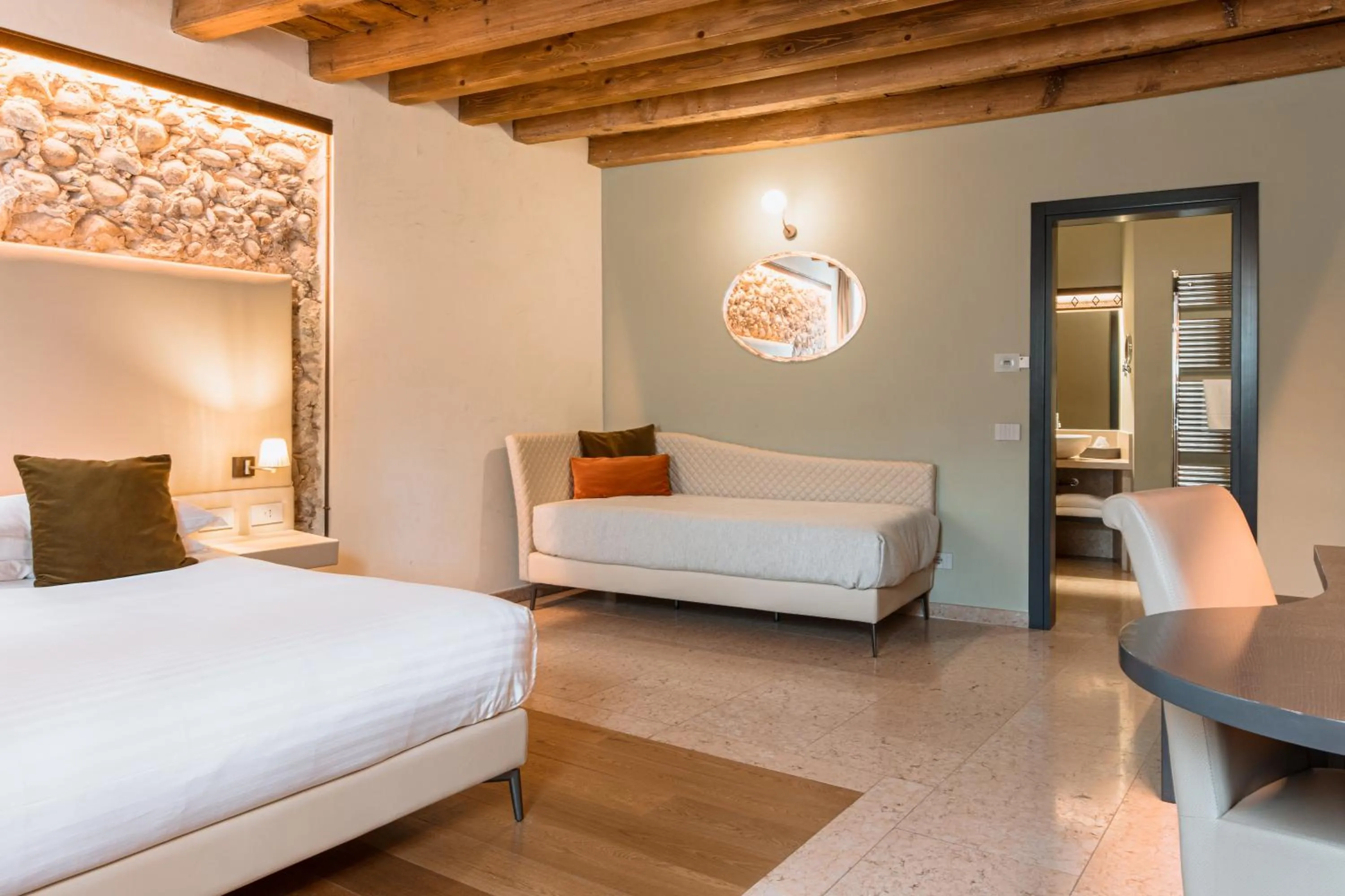 Bed in Corte Regia Relais & Spa