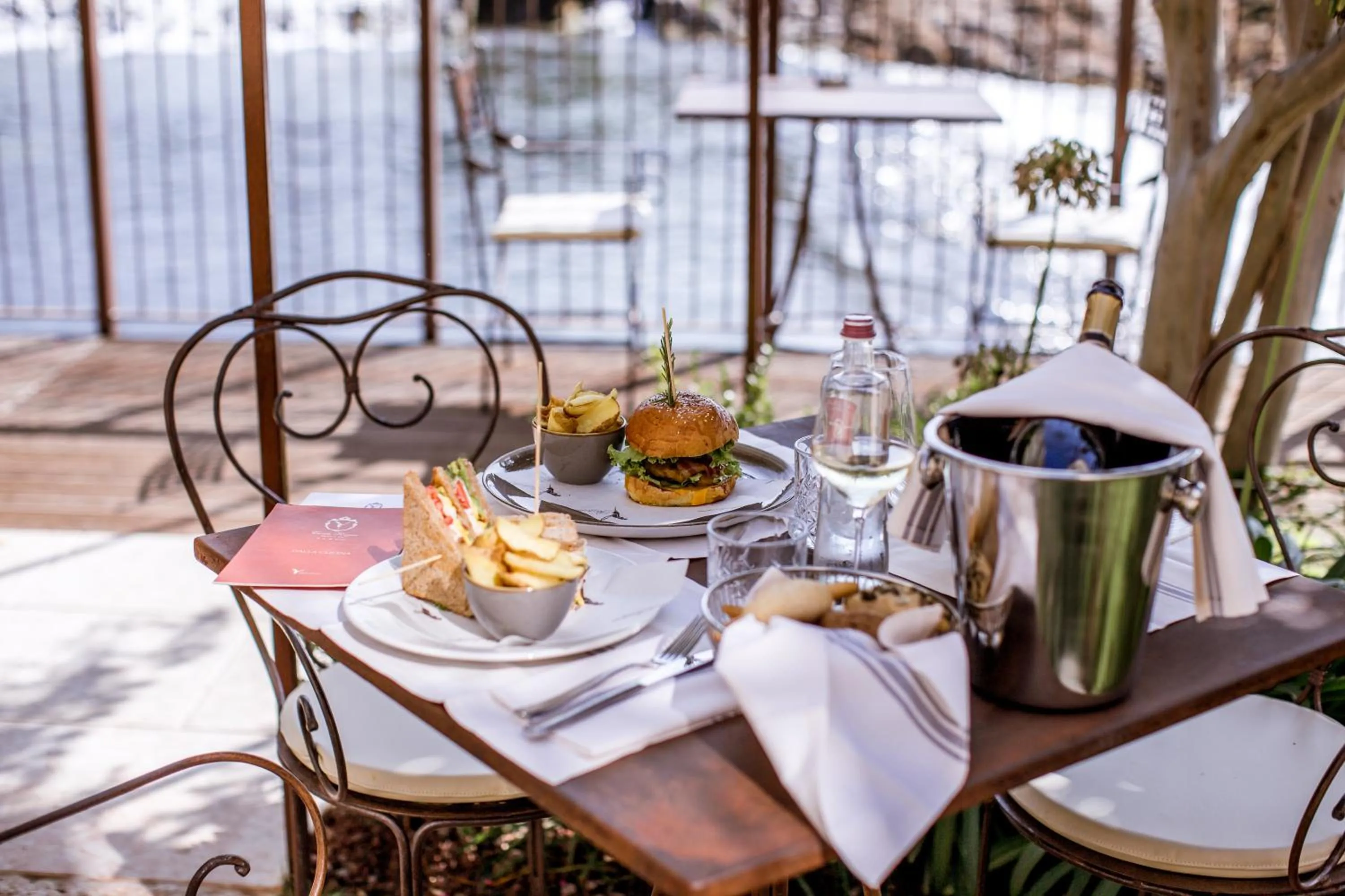Dining area in Corte Regia Relais & Spa