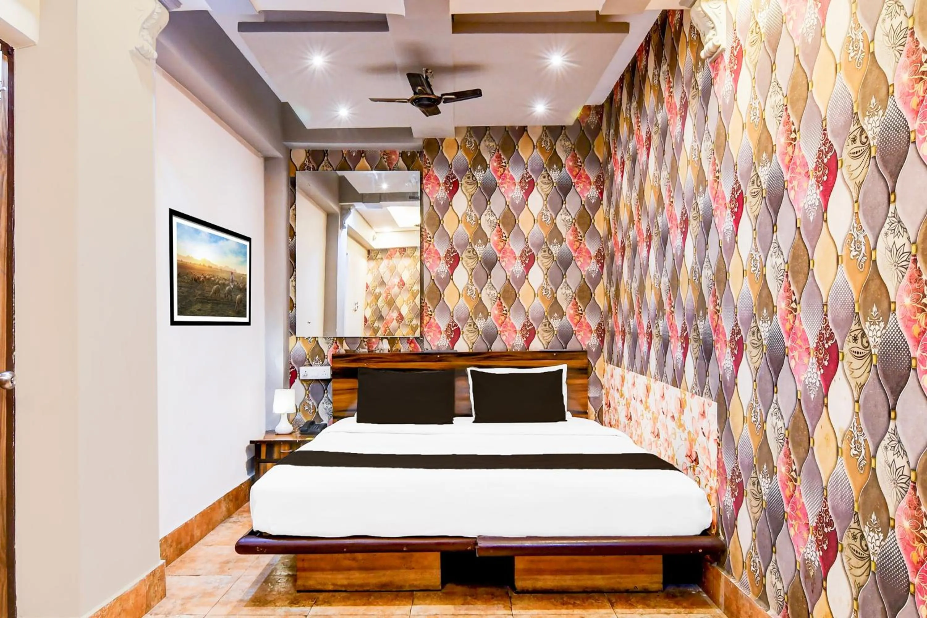 Bedroom, Bed in Super Collection O Circus Avenue Road Formerly Hotel Rockstar