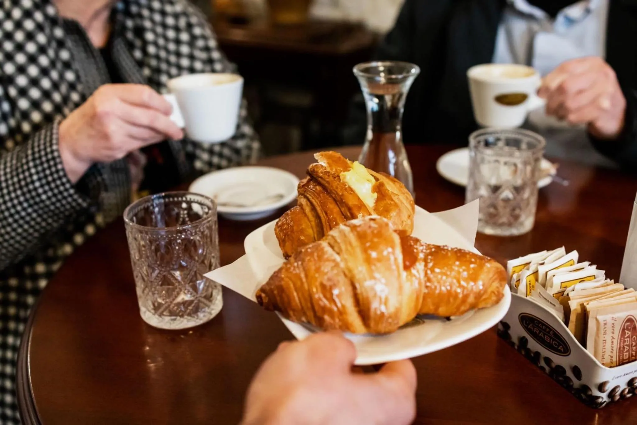 Food and drinks in Beltrani Rent Rooms