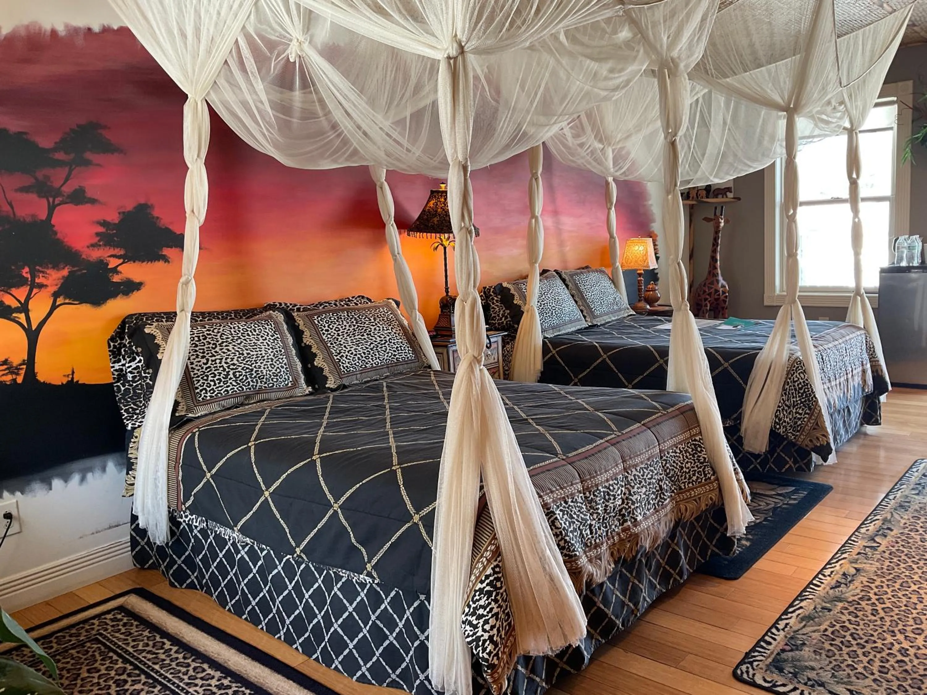 Bed in Mountain Quest Inn